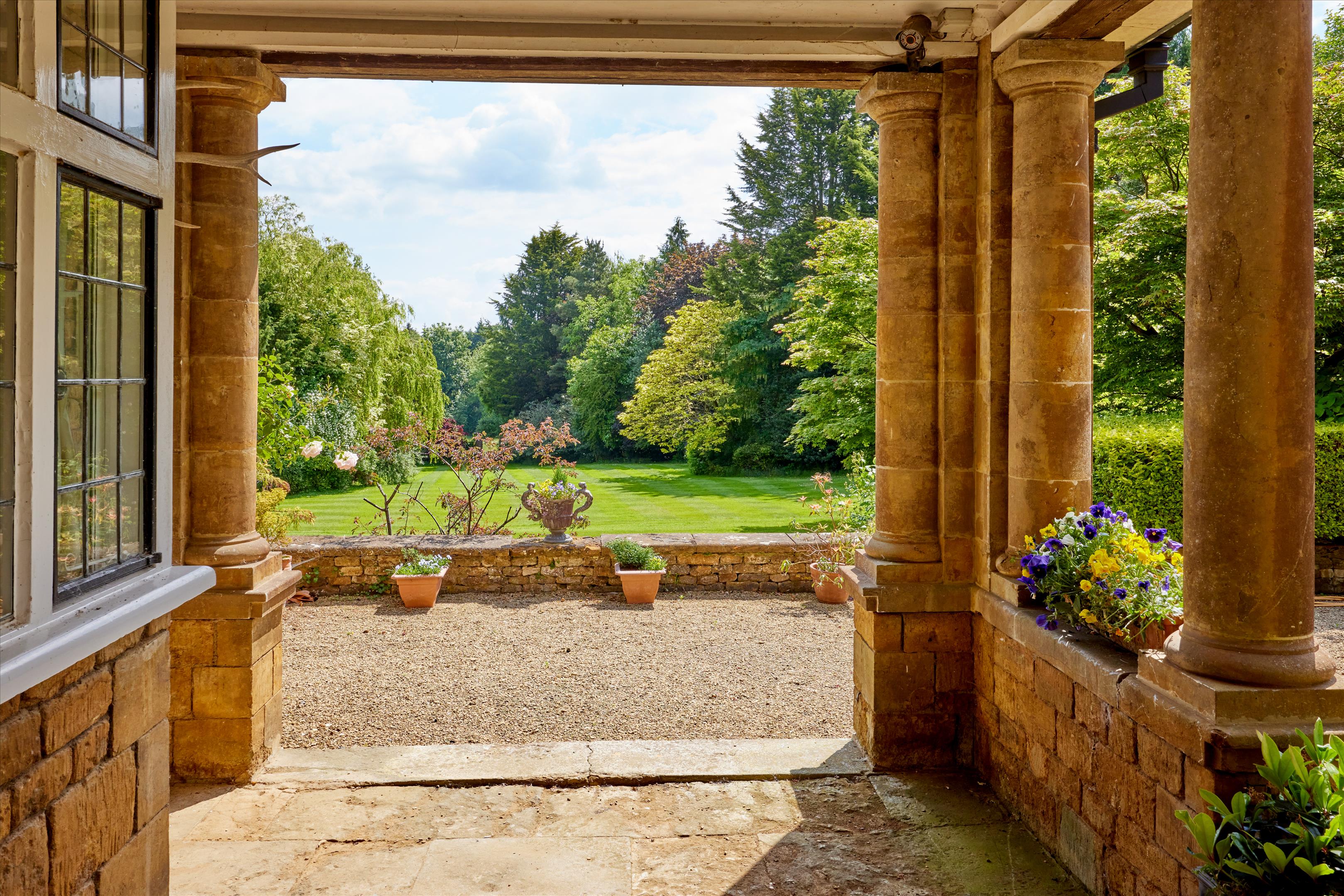 Adderbury, Oxfordshire, OX17