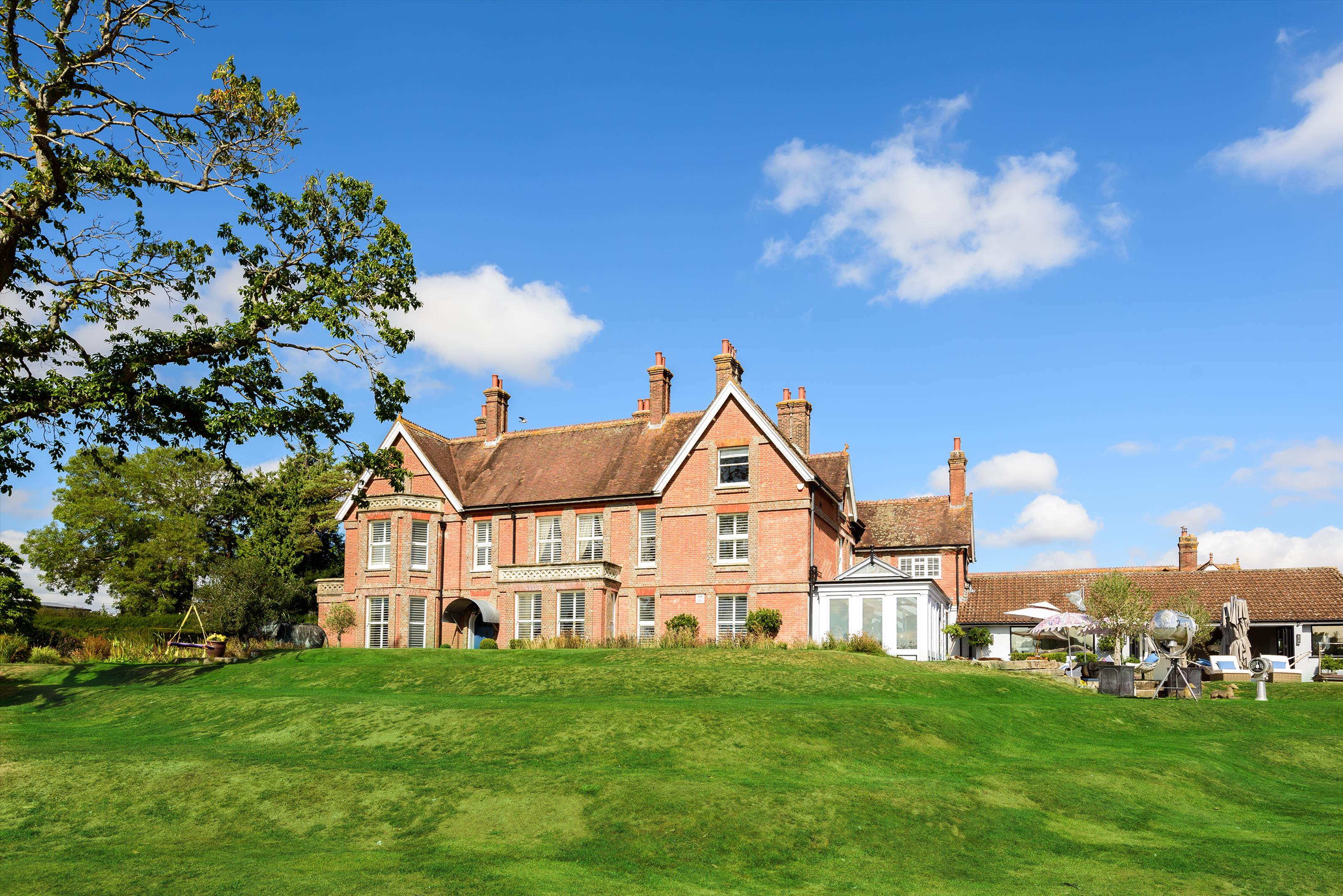 Charlton Marshall, Blandford Forum, Dorset., DT11