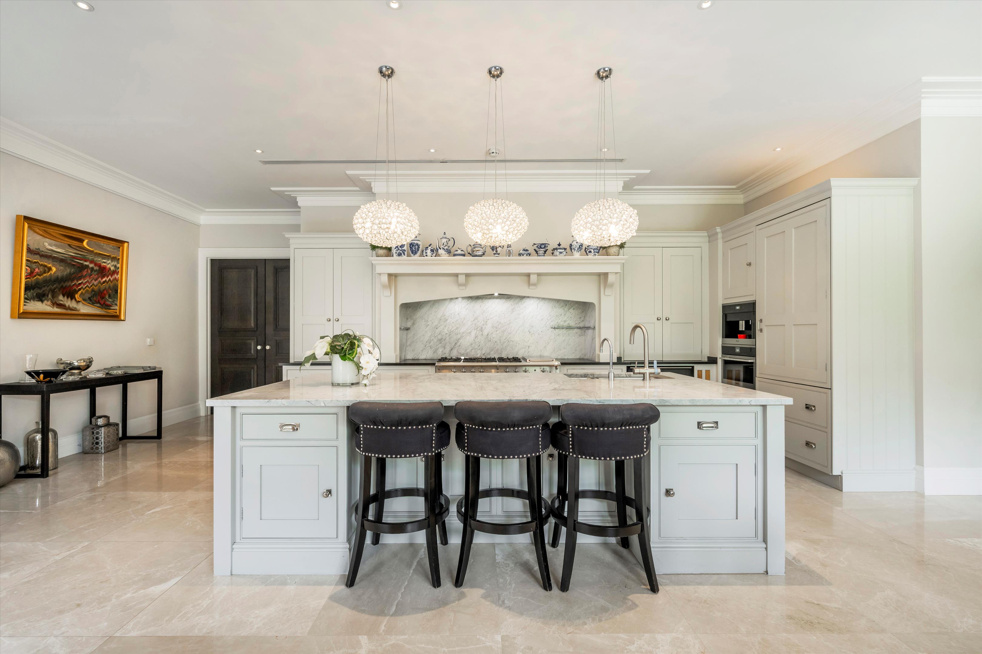 Golf Club Road, St George's Hill, Weybridge, Surrey, KT13