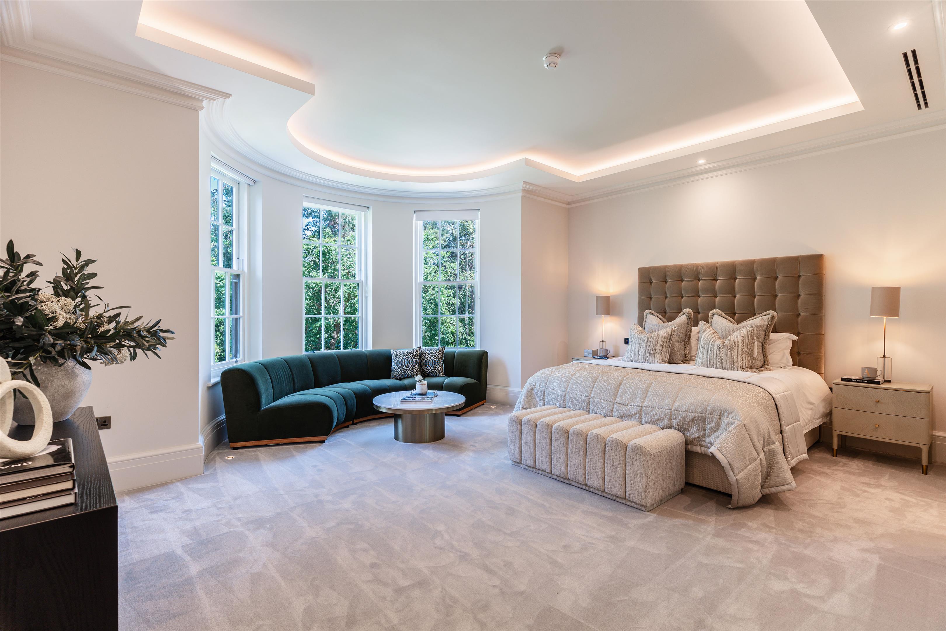 West Road, St George's Hill, Weybridge, Surrey KT13
