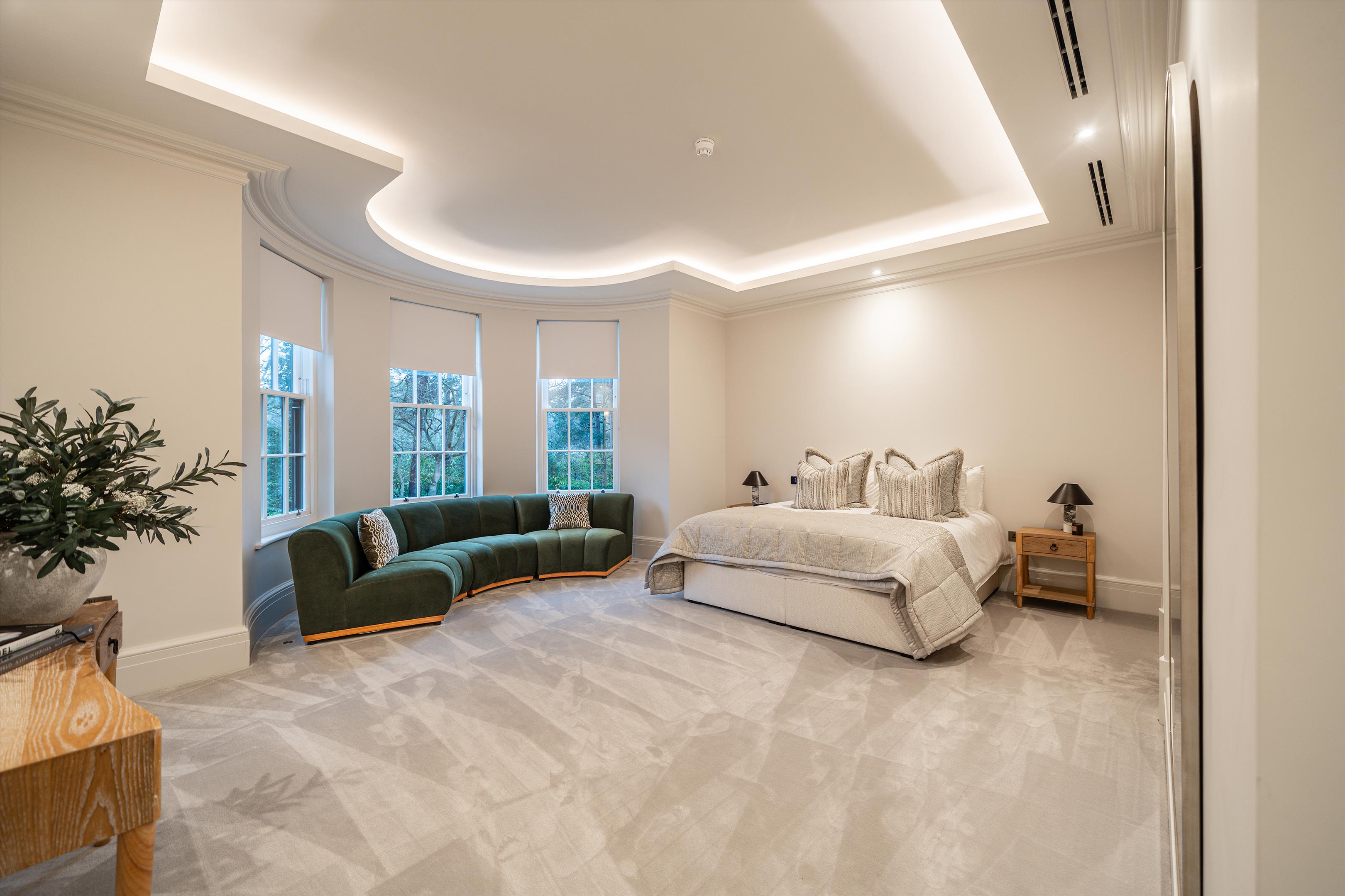 West Road, St George's Hill, Weybridge, Surrey KT13