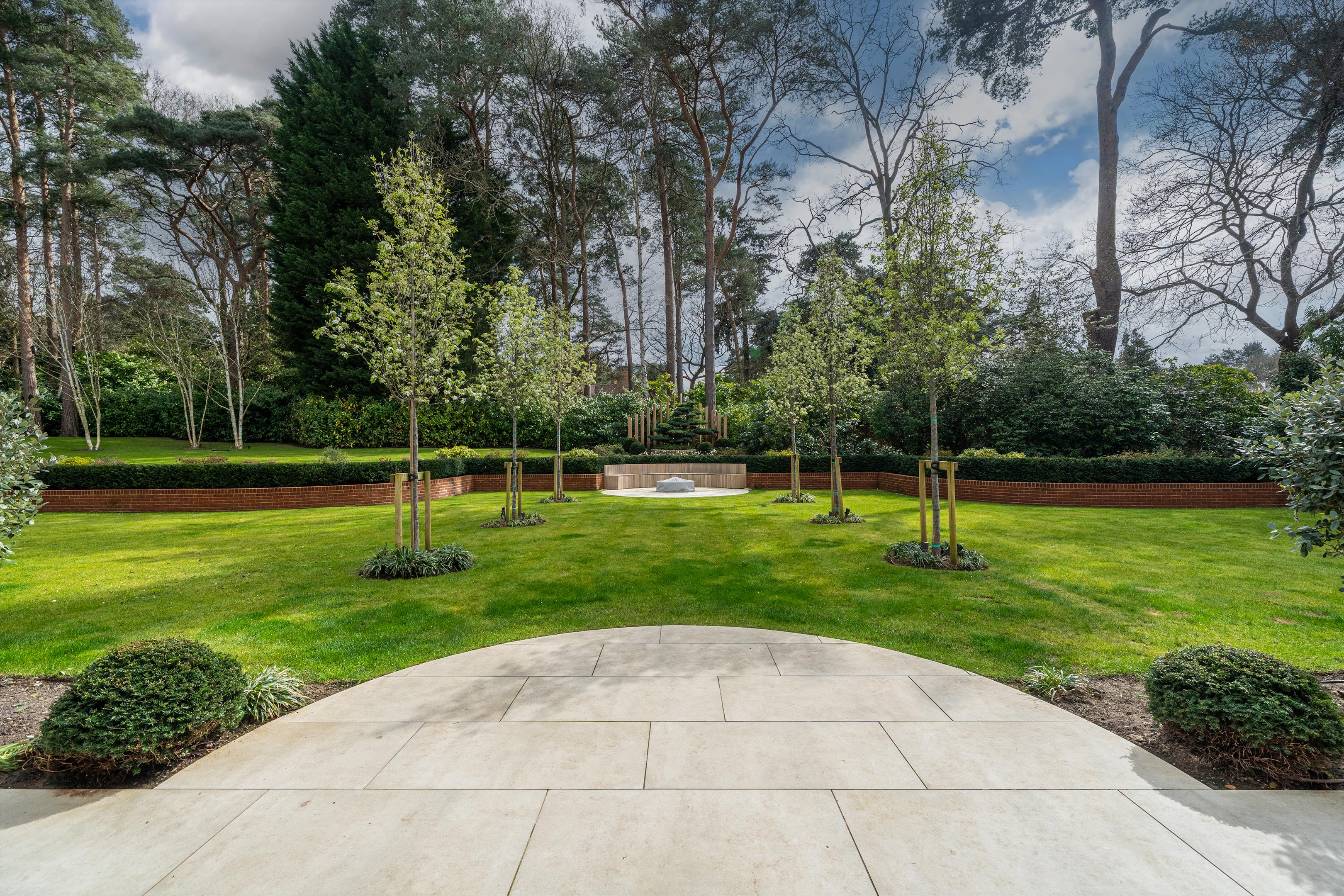 West Road, St George's Hill, Weybridge, Surrey KT13