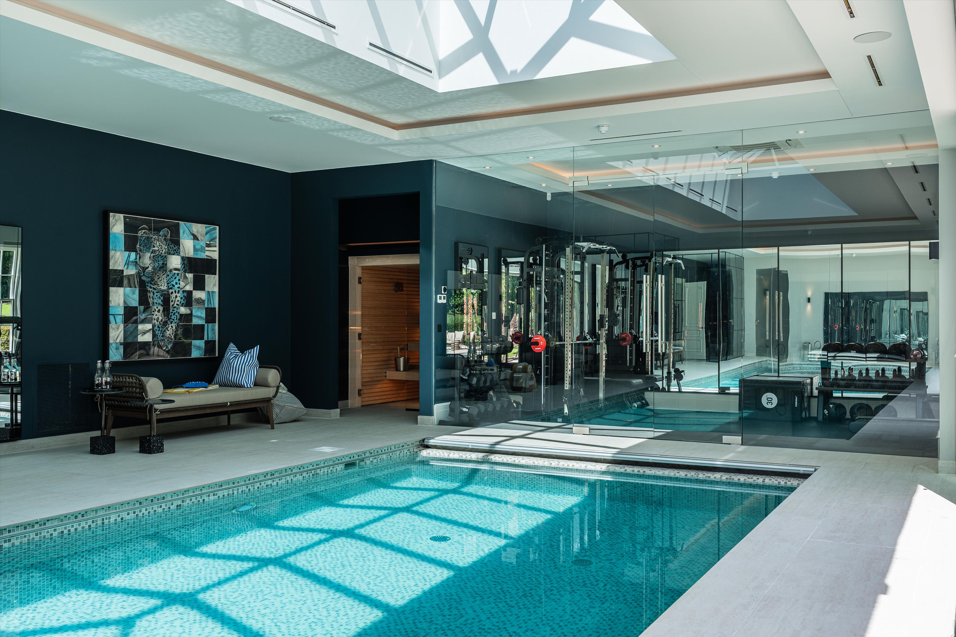 West Road, St George's Hill, Weybridge, Surrey KT13