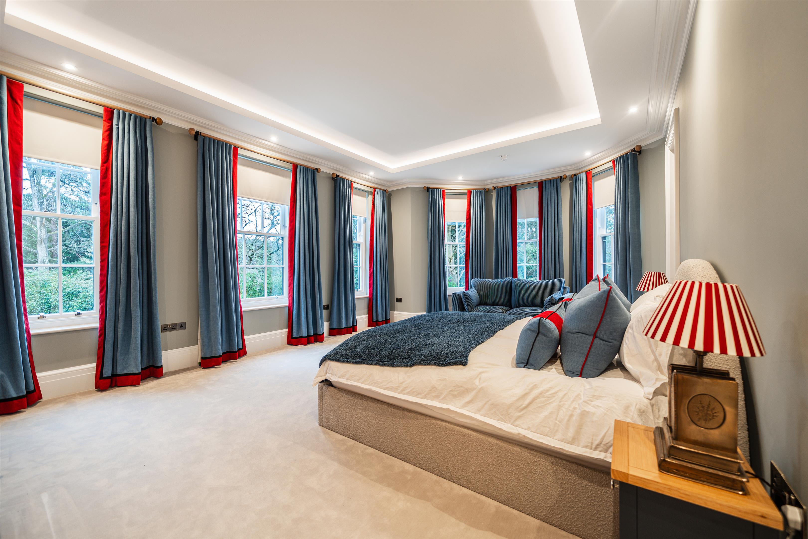 West Road, St George's Hill, Weybridge, Surrey KT13