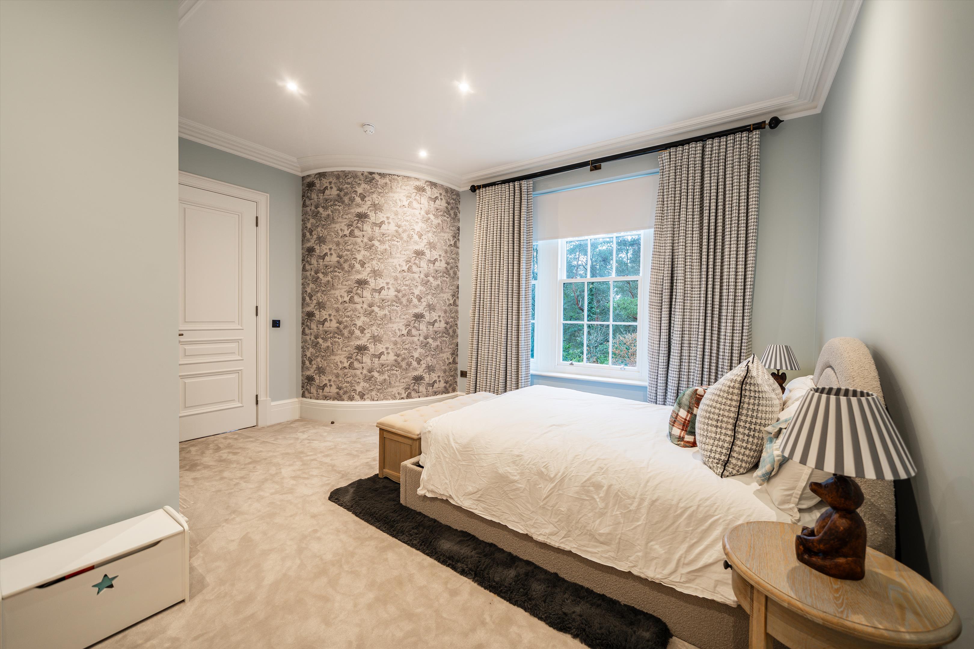 West Road, St George's Hill, Weybridge, Surrey KT13