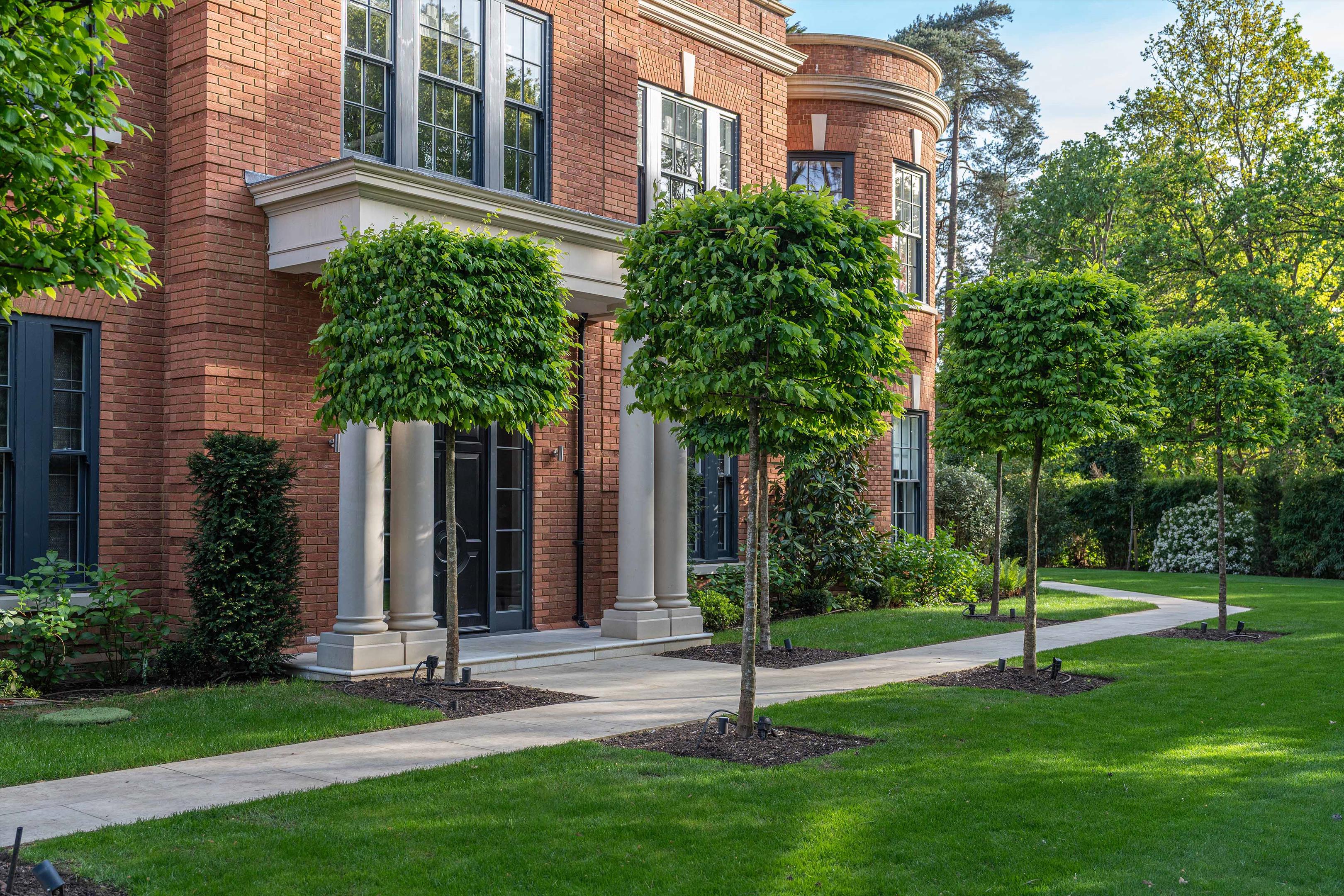 West Road, St George's Hill, Weybridge, Surrey KT13