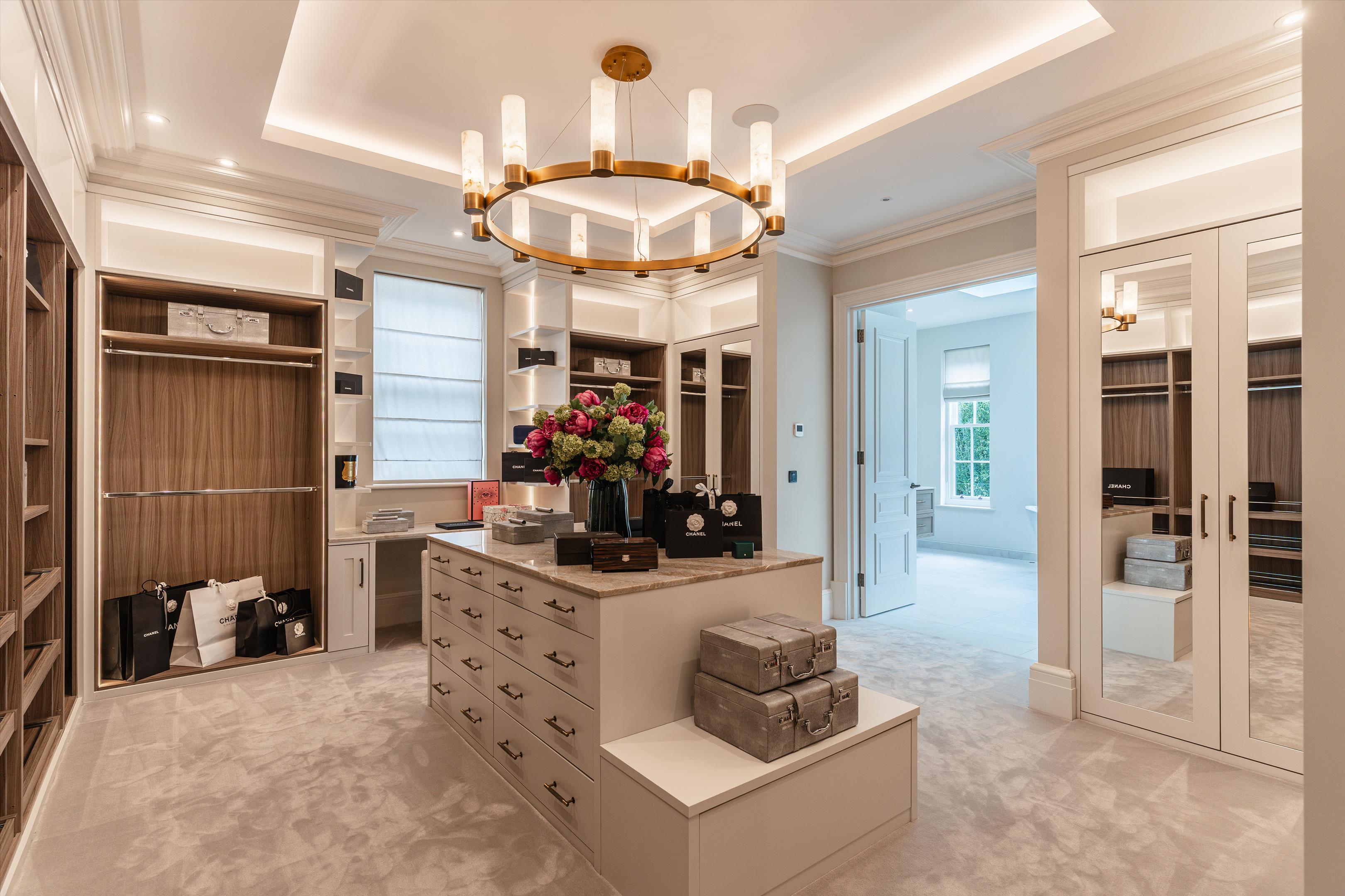 West Road, St George's Hill, Weybridge, Surrey KT13