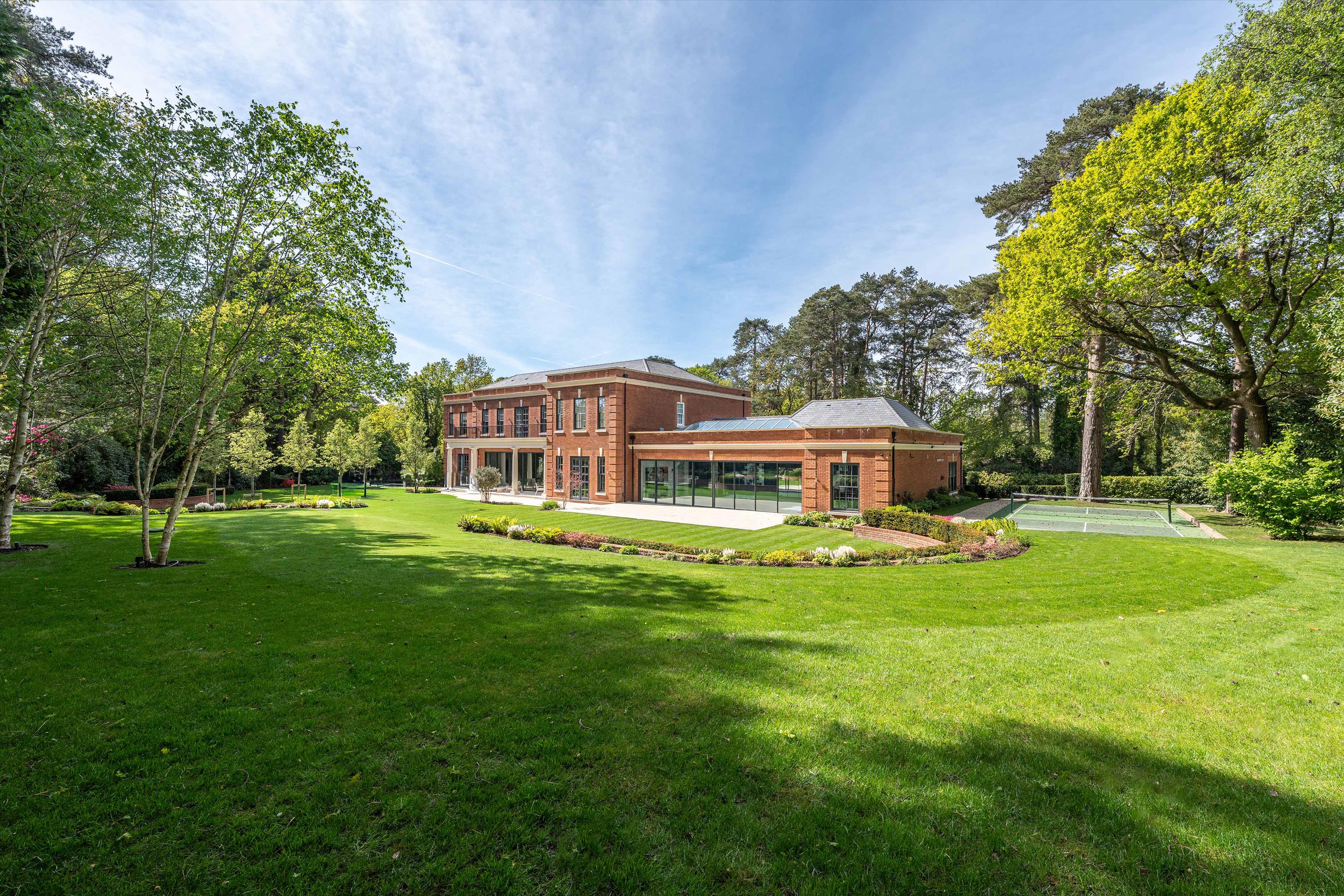 West Road, St George's Hill, Weybridge, Surrey KT13