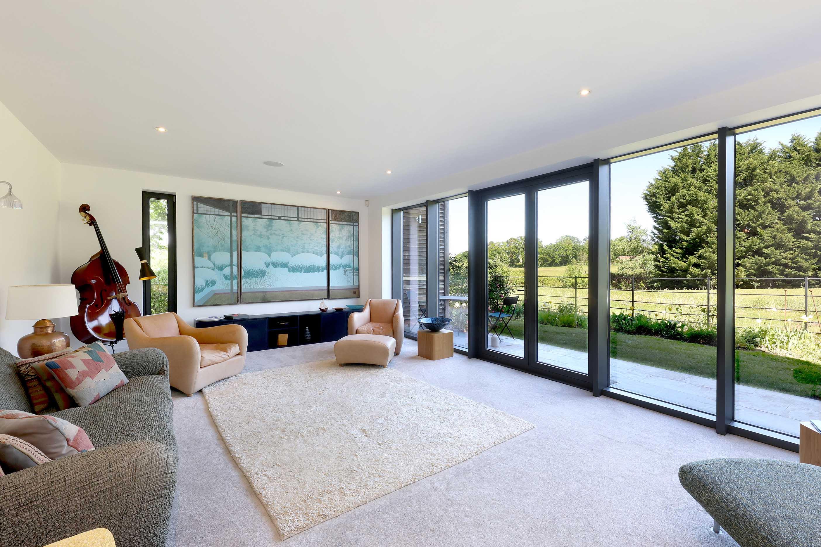 Longcross Road, Longcross, Chertsey, Surrey, KT16.