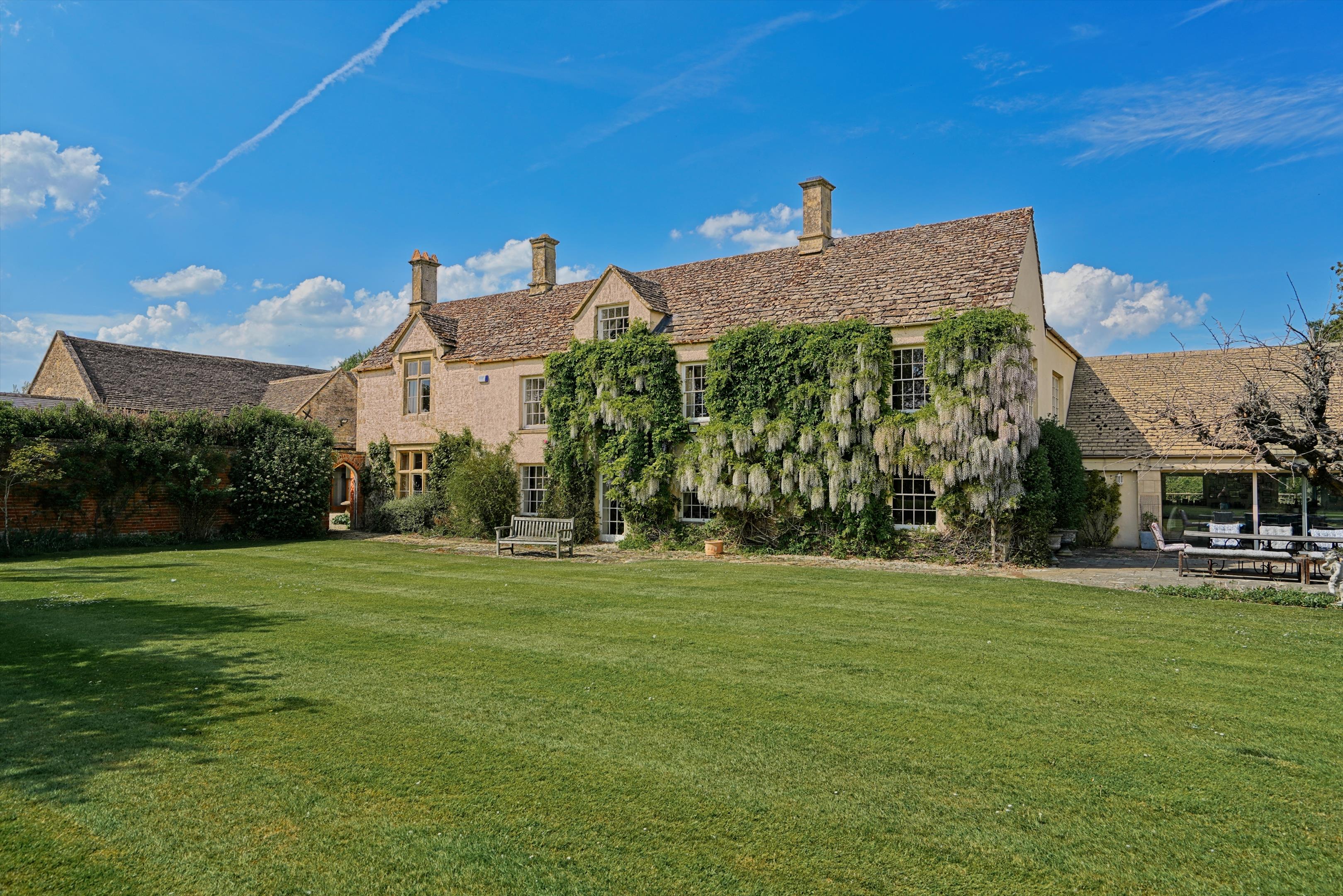 Lechlade, Gloucestershire, GL7