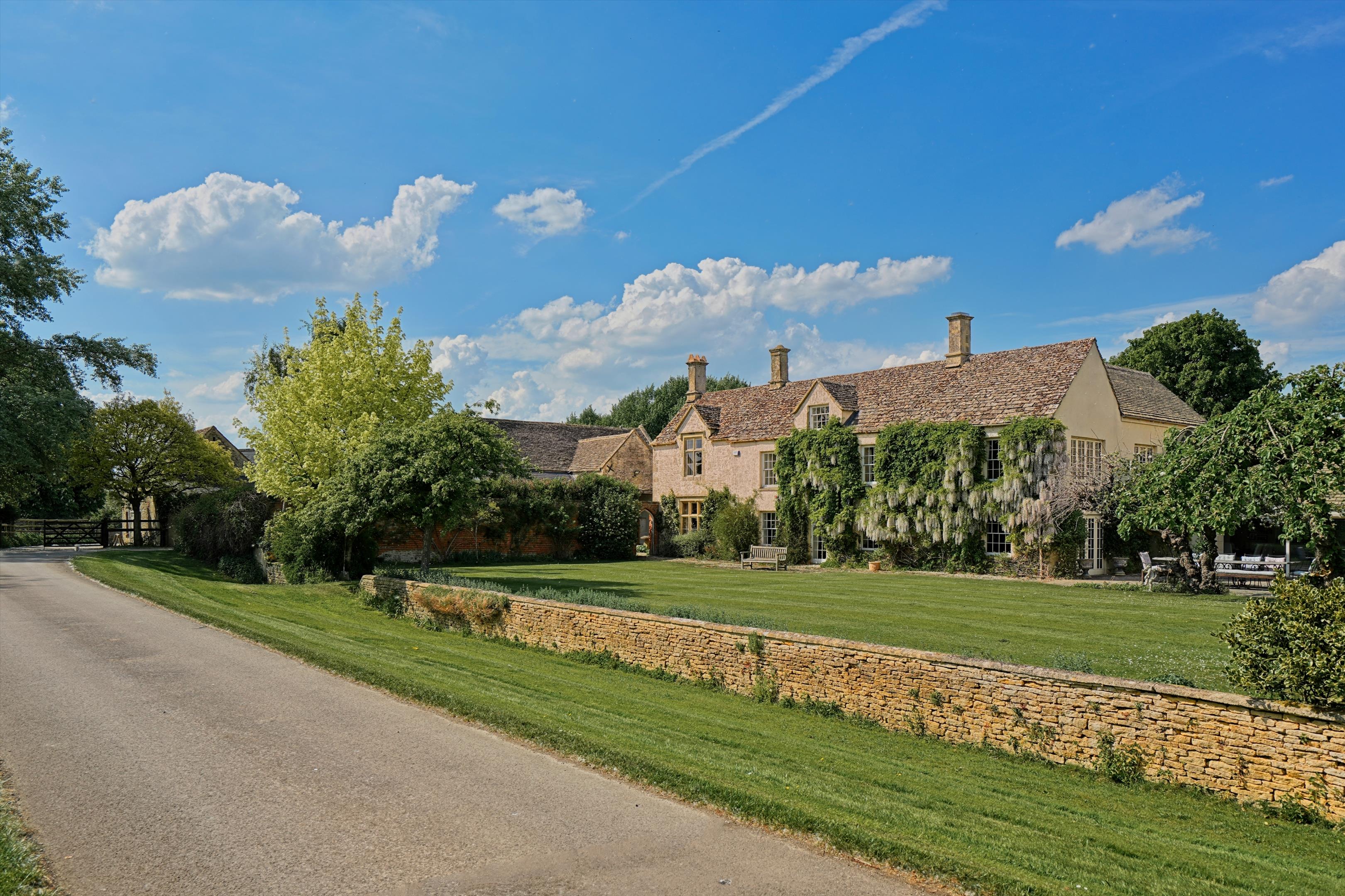Lechlade, Gloucestershire, GL7