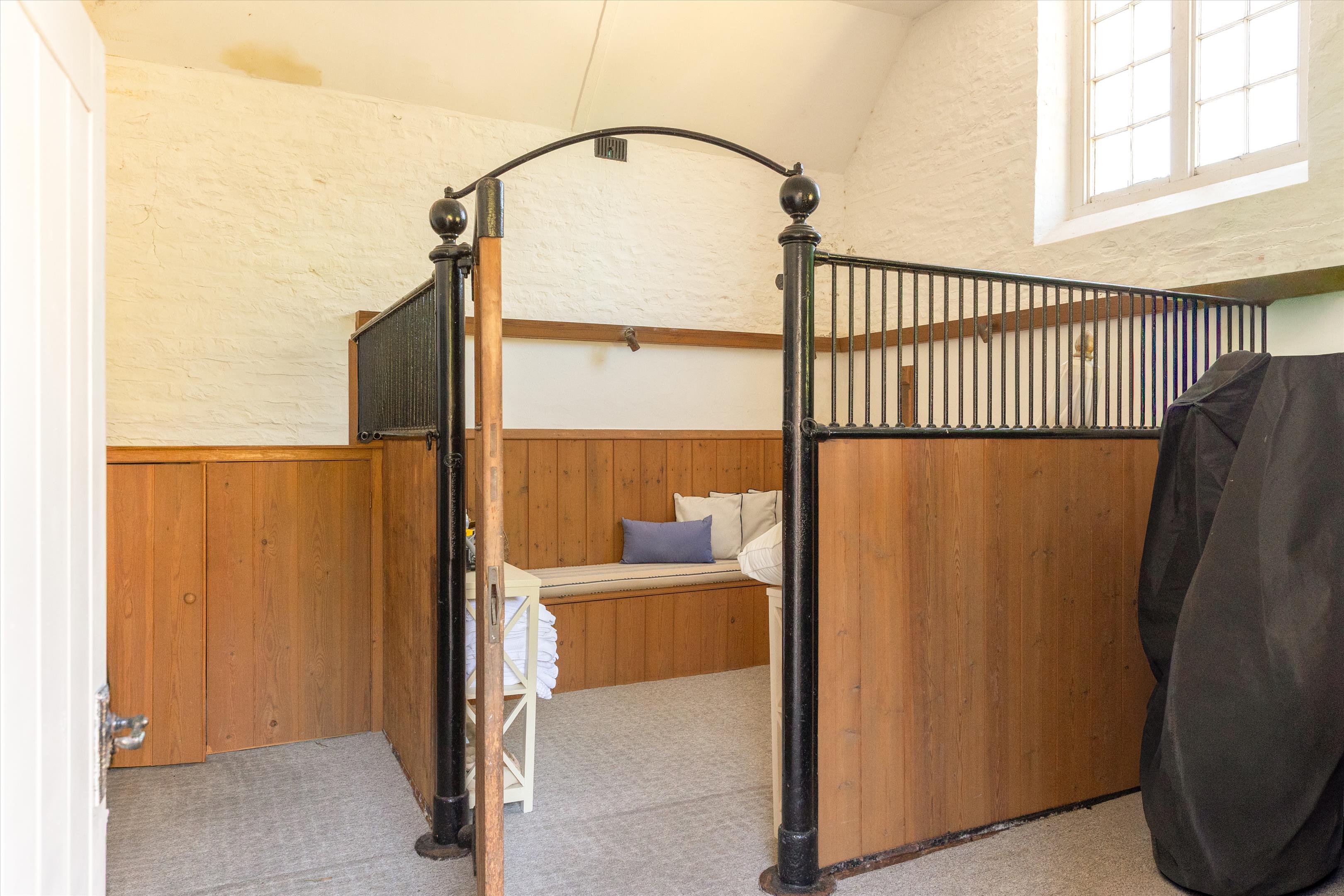 Compton Bassett, Calne, Wiltshire SN11