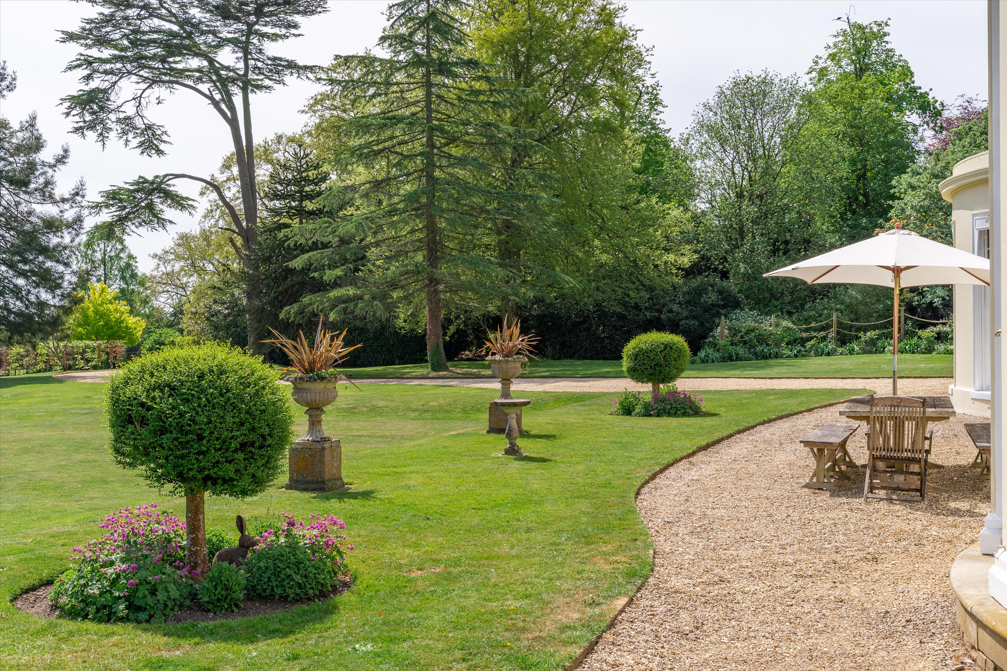 Peasemore, Newbury, Berkshire, RG20.