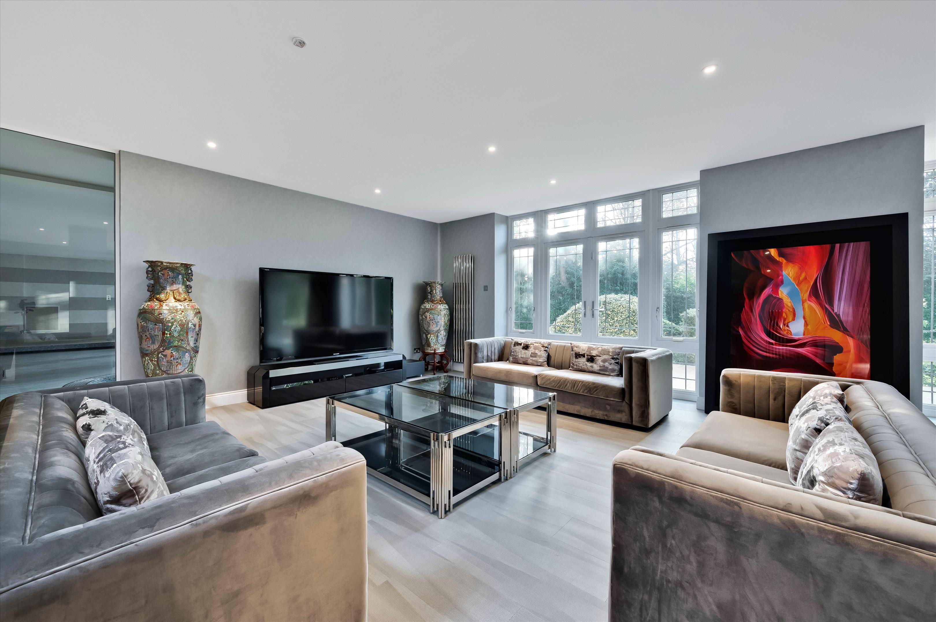 Ravencroft Road, St George's Hill, Weybridge, Surrey KT13