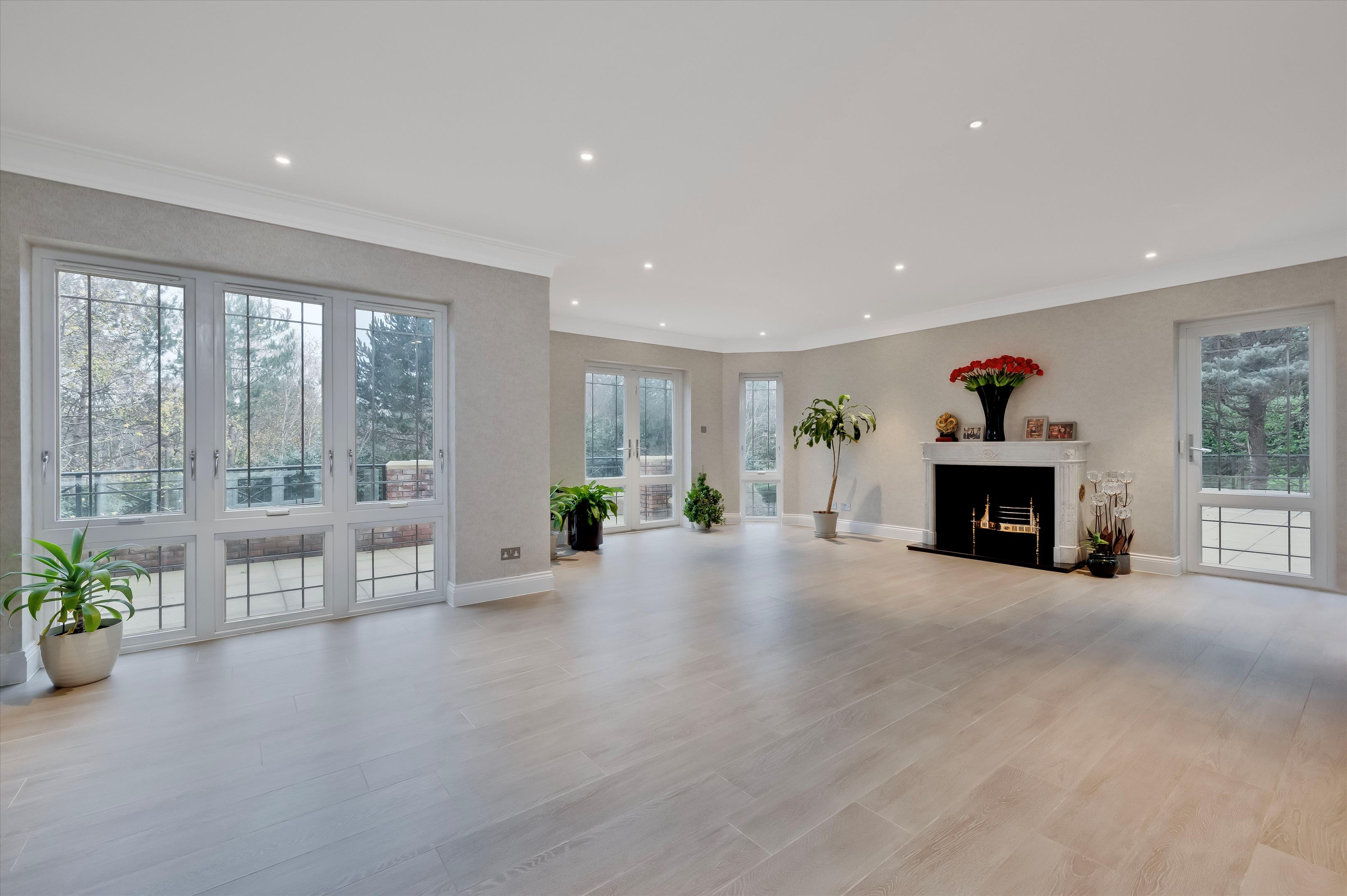 Ravencroft Road, St George's Hill, Weybridge, Surrey KT13