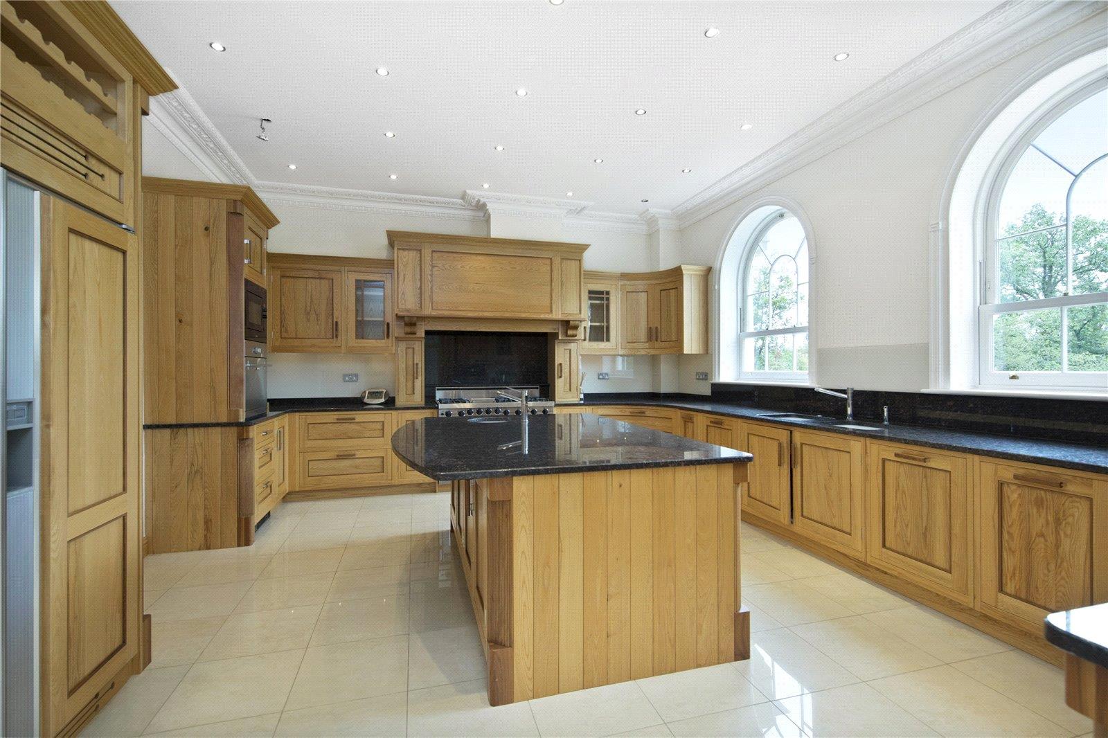 Rodona Road, St George's Hill, Weybridge, Surrey KT13