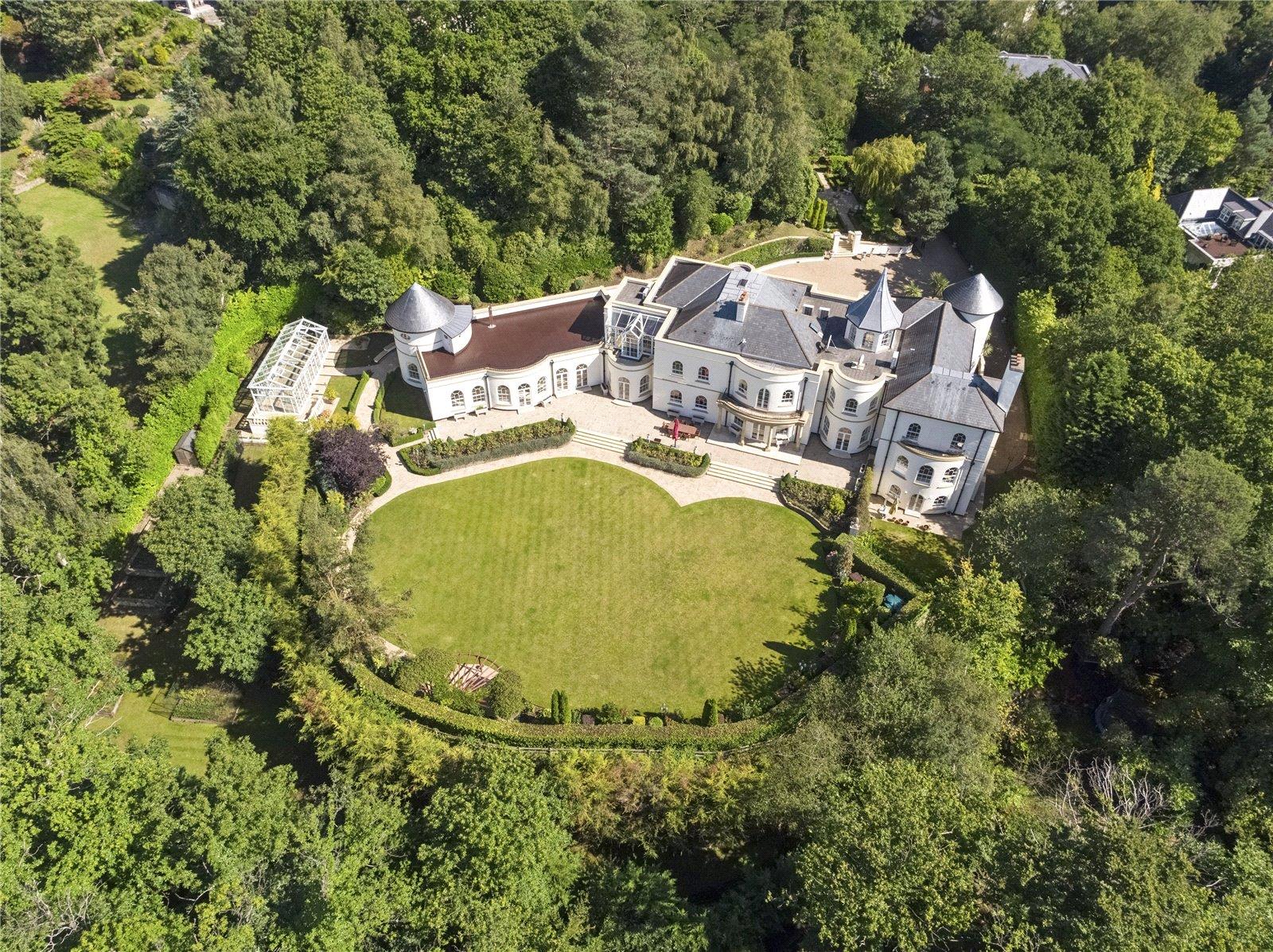 Rodona Road, St George's Hill, Weybridge, Surrey KT13