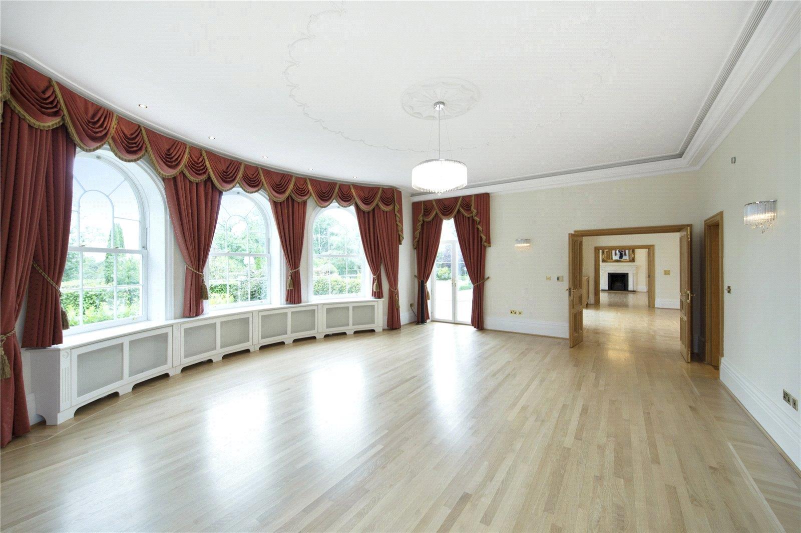 Rodona Road, St George's Hill, Weybridge, Surrey KT13