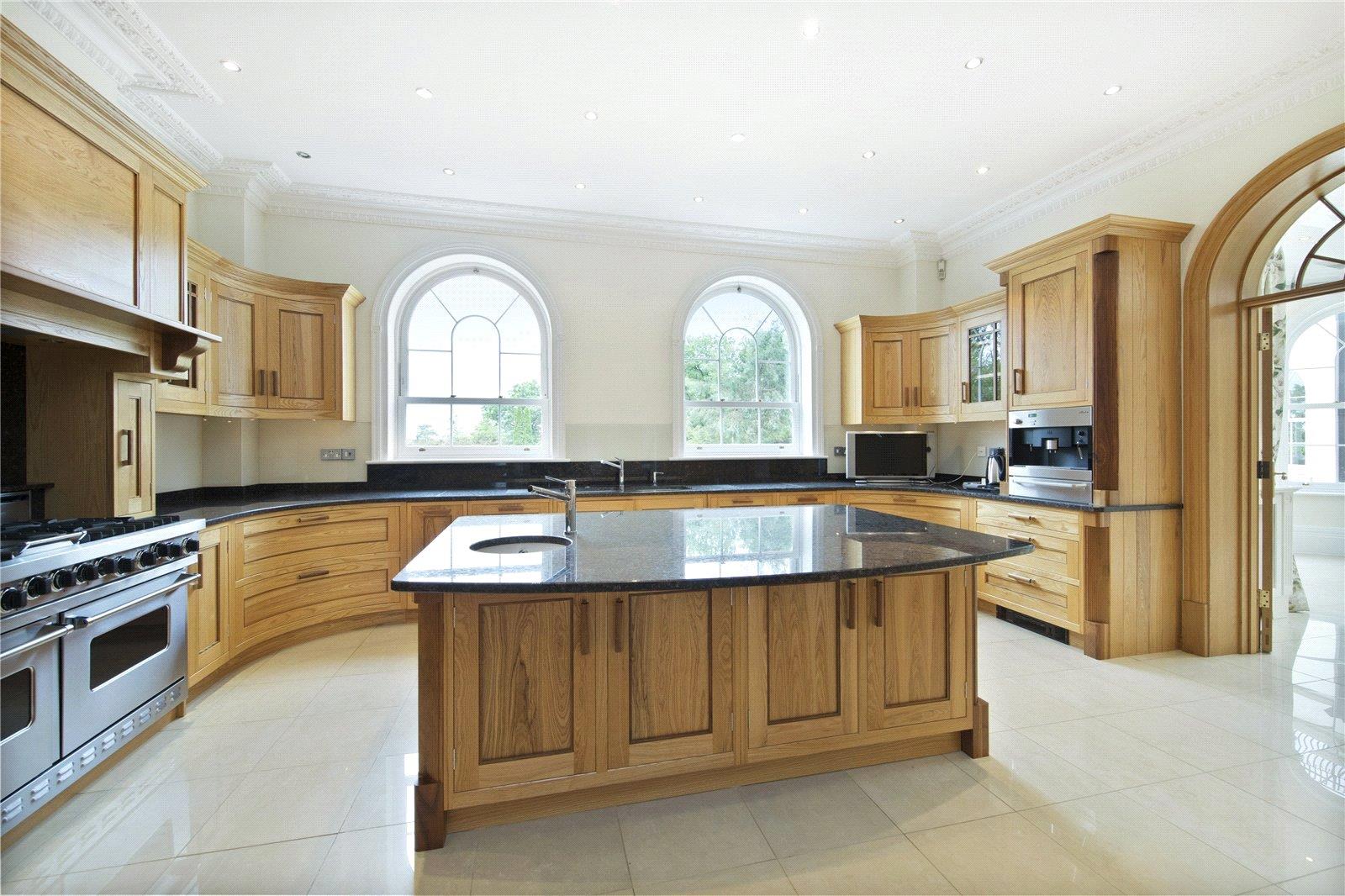 Rodona Road, St George's Hill, Weybridge, Surrey KT13