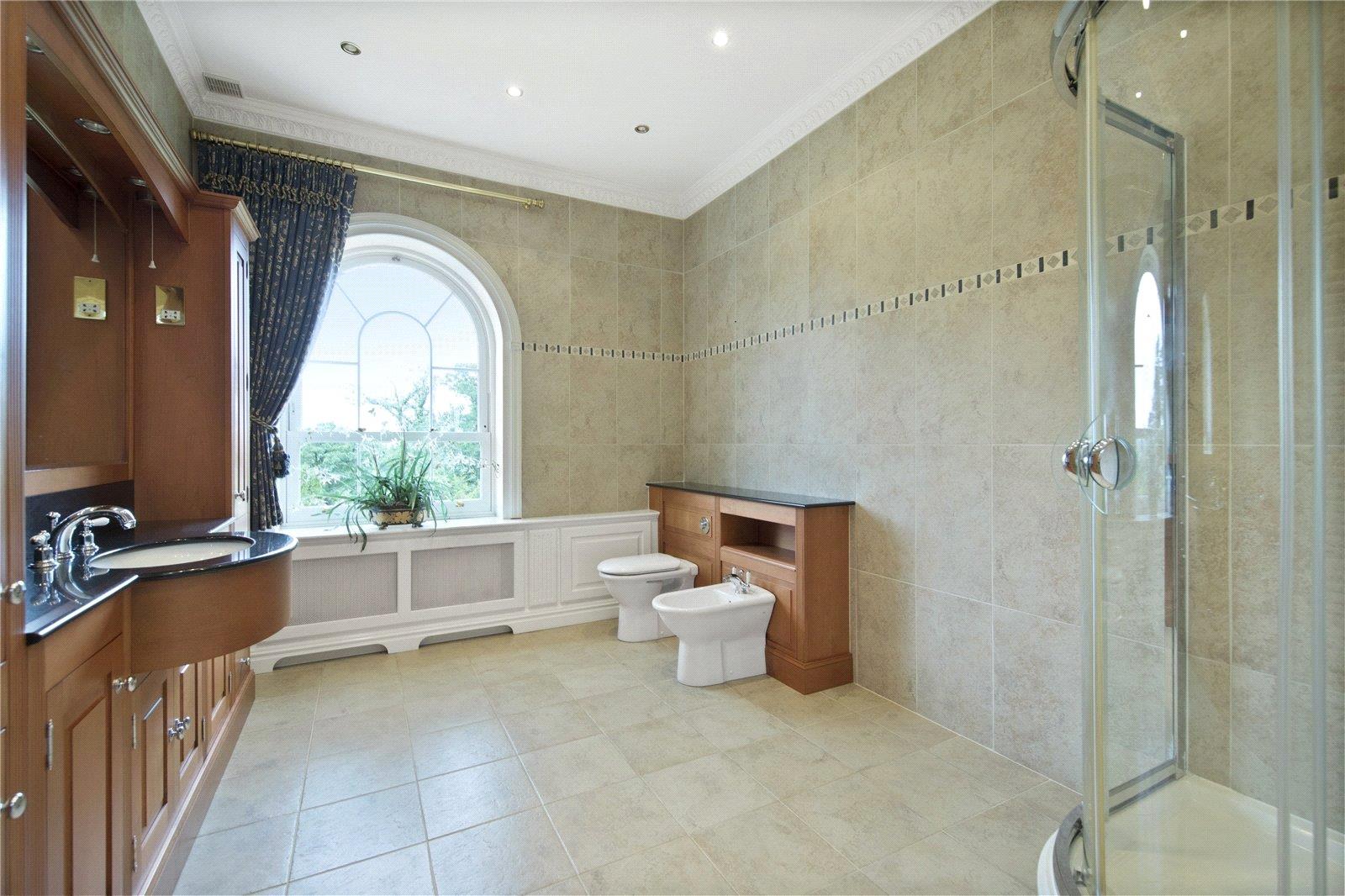 Rodona Road, St George's Hill, Weybridge, Surrey KT13