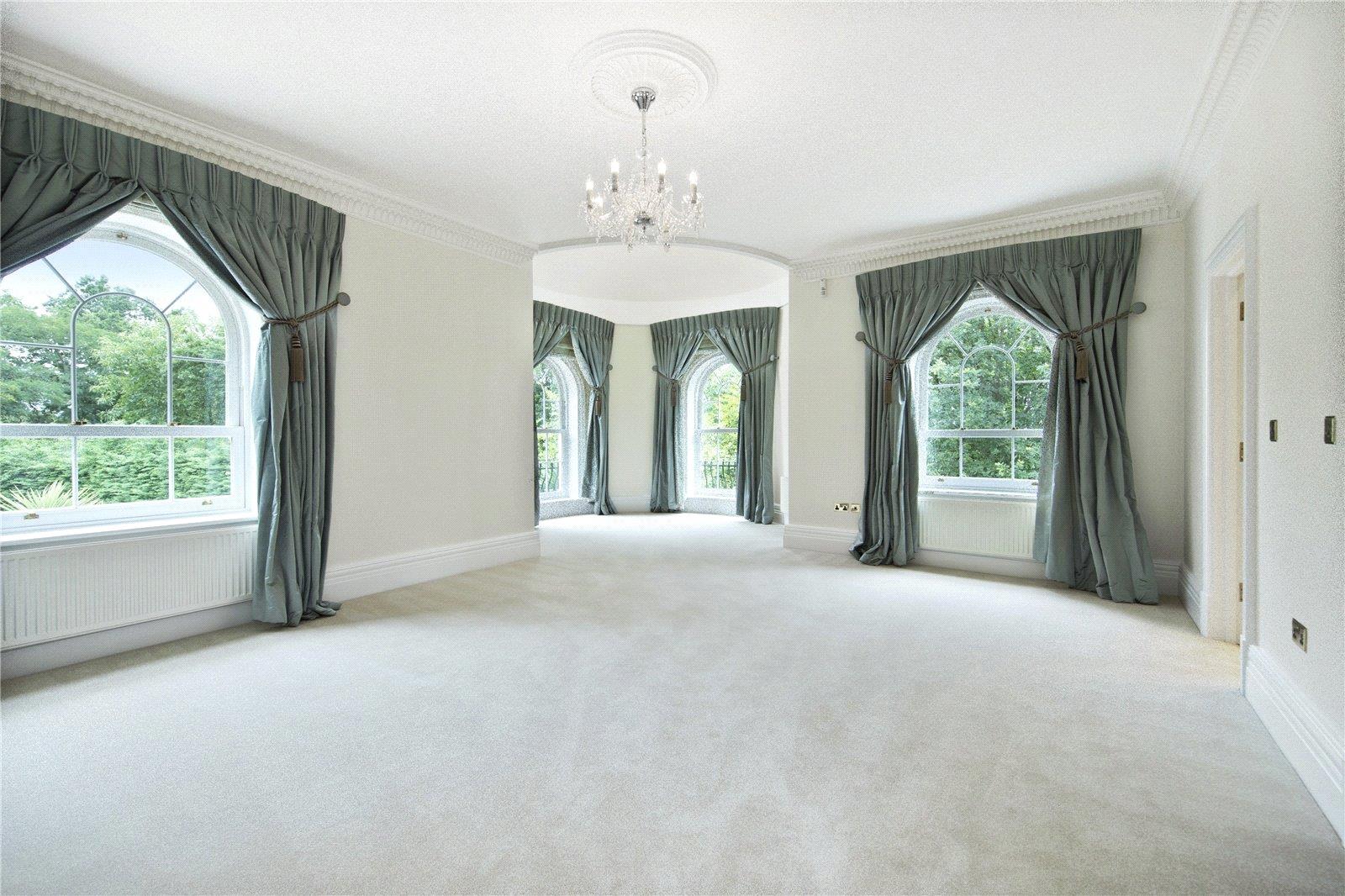 Rodona Road, St George's Hill, Weybridge, Surrey KT13