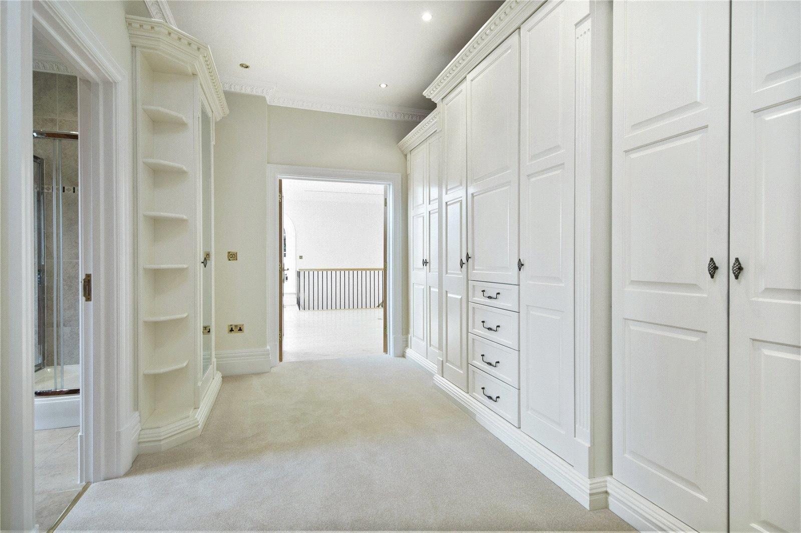 Rodona Road, St George's Hill, Weybridge, Surrey KT13