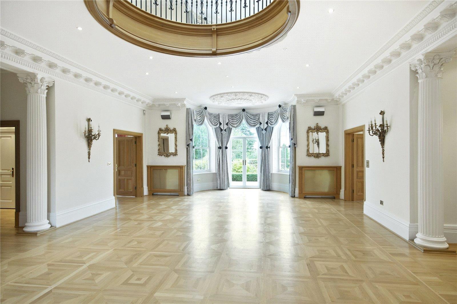 Rodona Road, St George's Hill, Weybridge, Surrey KT13