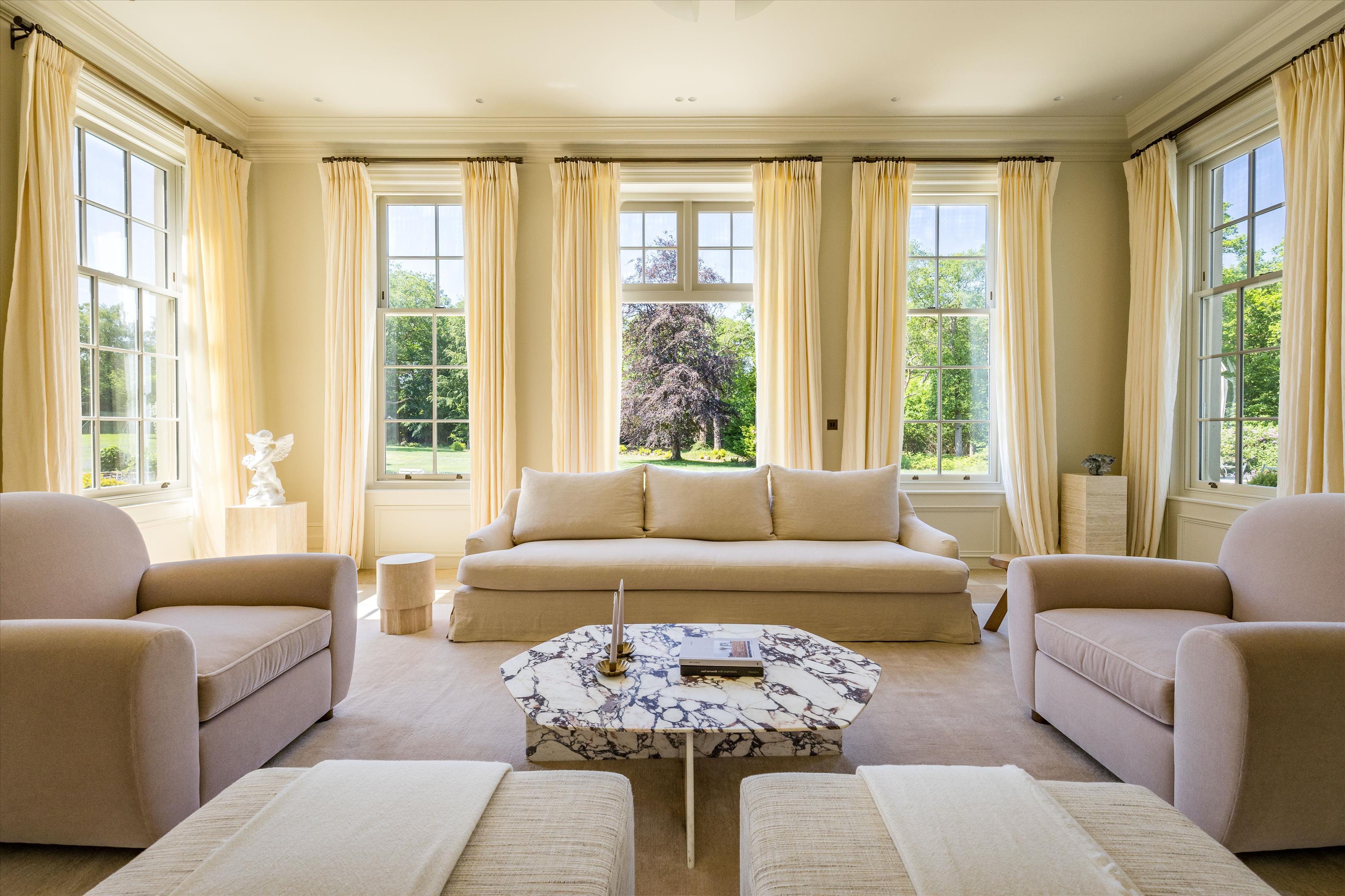 Hambledon Road, Busbridge, Godalming, Surrey GU8.
