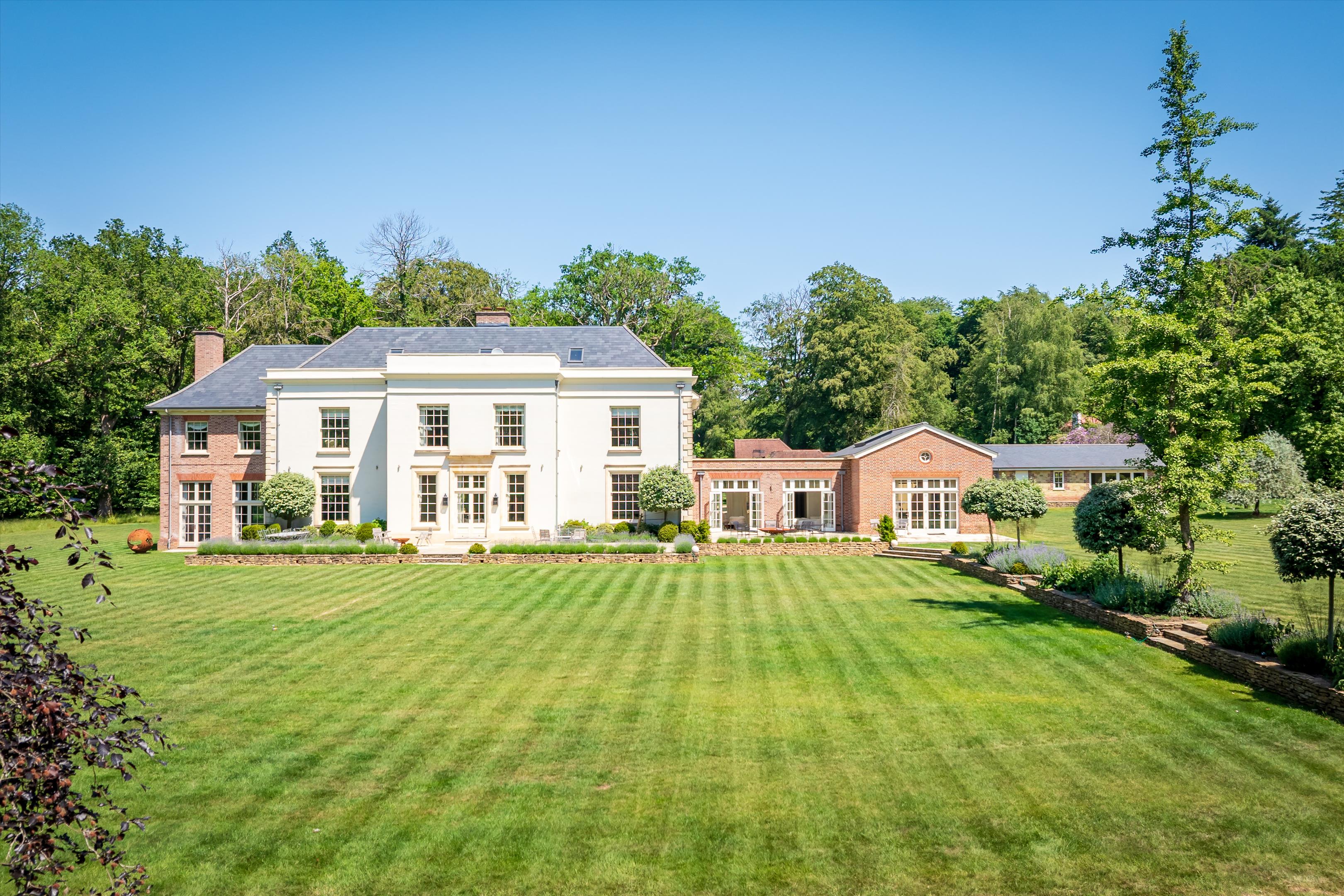 Hambledon Road, Busbridge, Godalming, Surrey GU8.