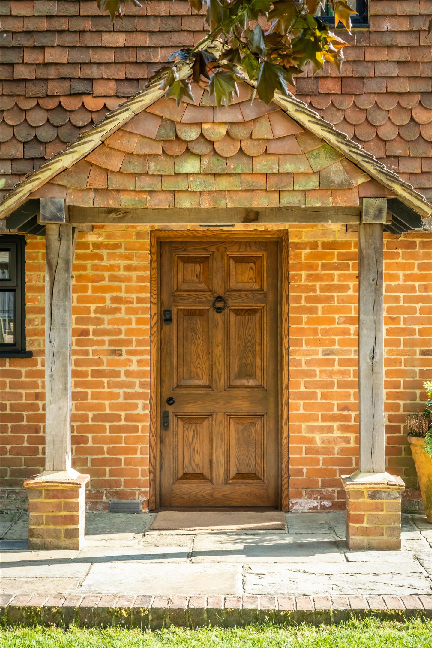 Hook House Lane, Dunsfold, Godalming, Surrey GU8.