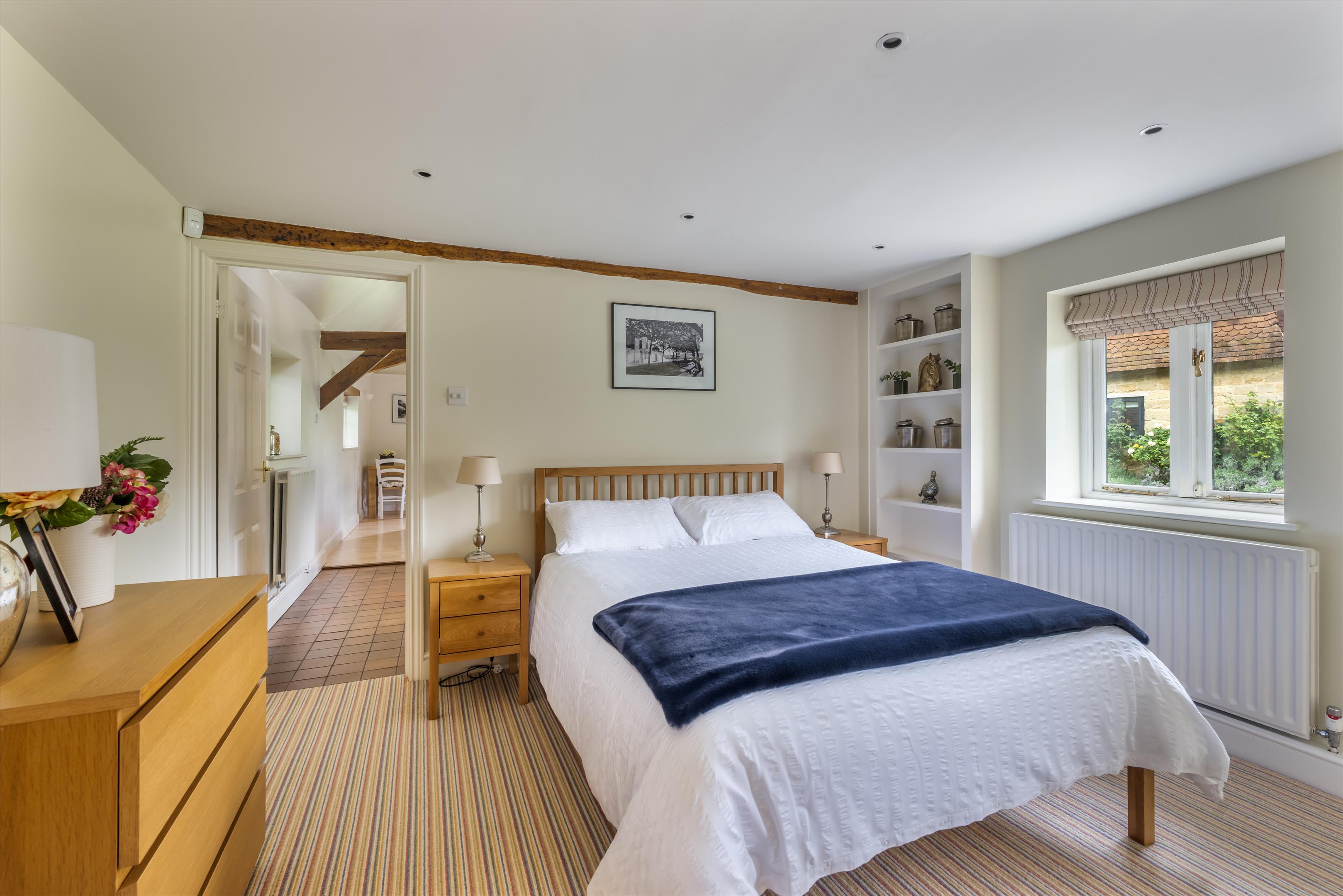 Hook House Lane, Dunsfold, Godalming, Surrey GU8.