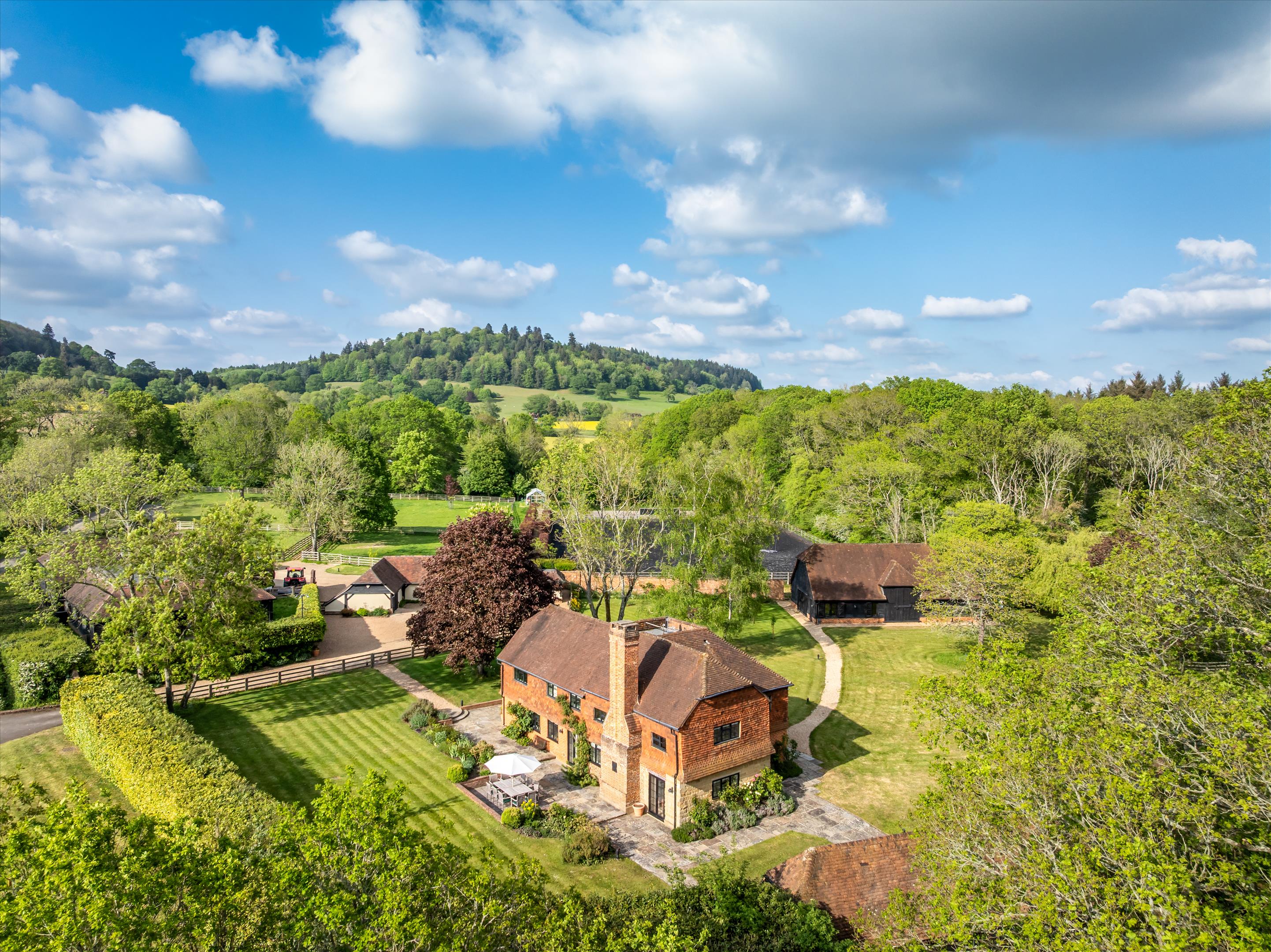 Hook House Lane, Dunsfold, Godalming, Surrey GU8.