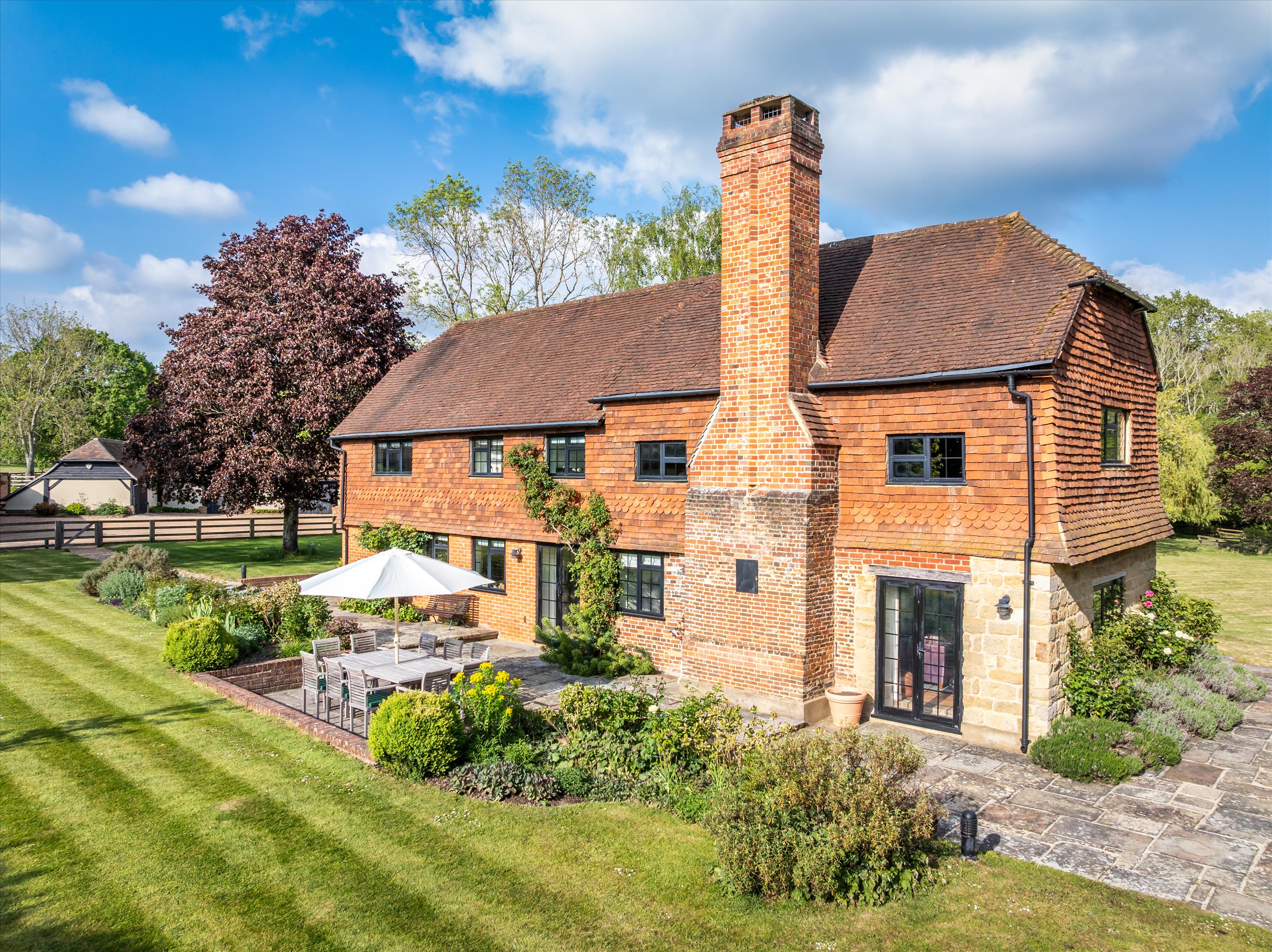 Hook House Lane, Dunsfold, Godalming, Surrey GU8.