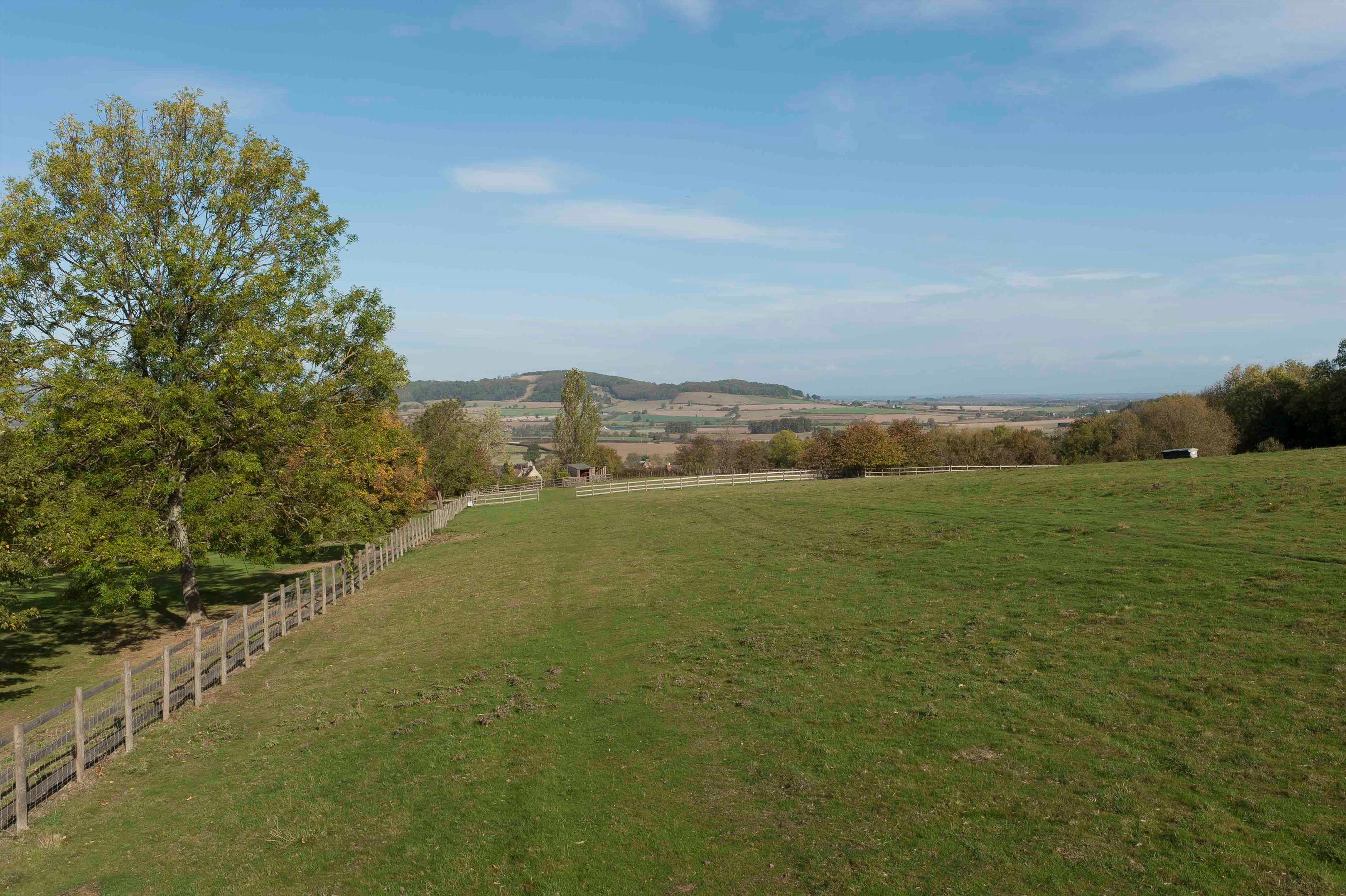 Gopshill Lane, Gretton, Cheltenham, Gloucestershire, GL54