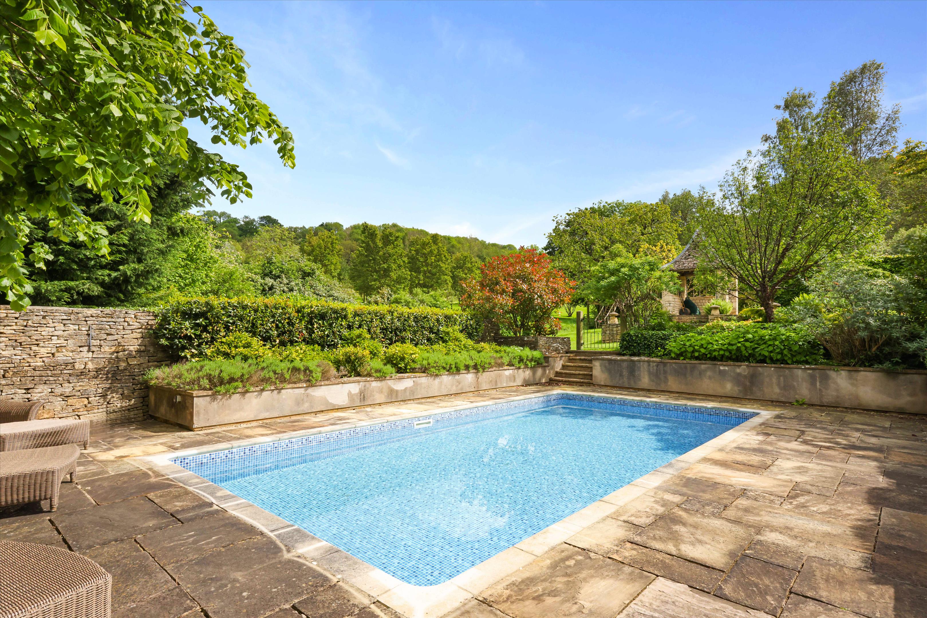 Gopshill Lane, Gretton, Cheltenham, Gloucestershire, GL54