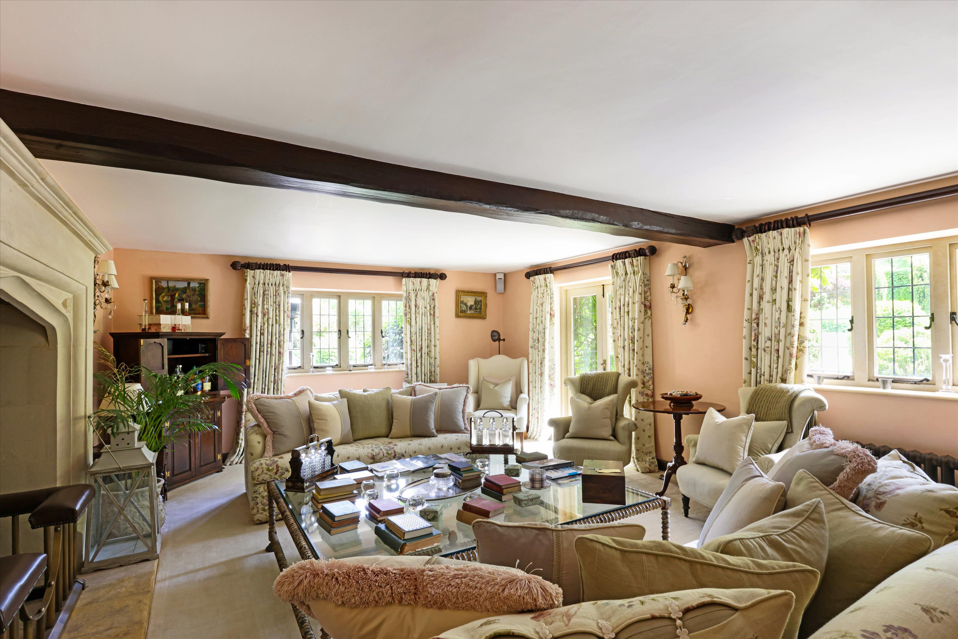 Gopshill Lane, Gretton, Cheltenham, Gloucestershire, GL54