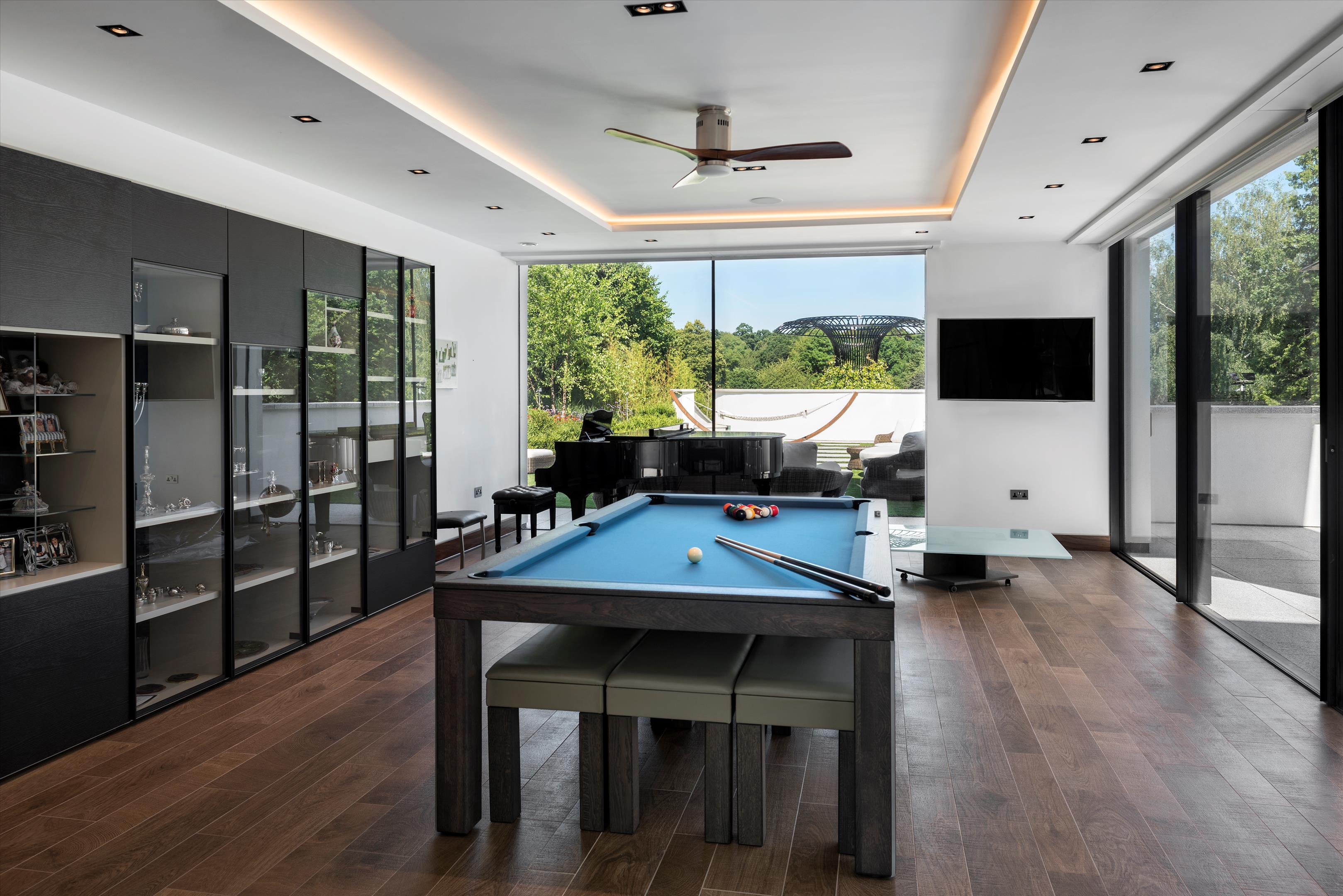 The Warren, Radlett, Hertfordshire, WD7