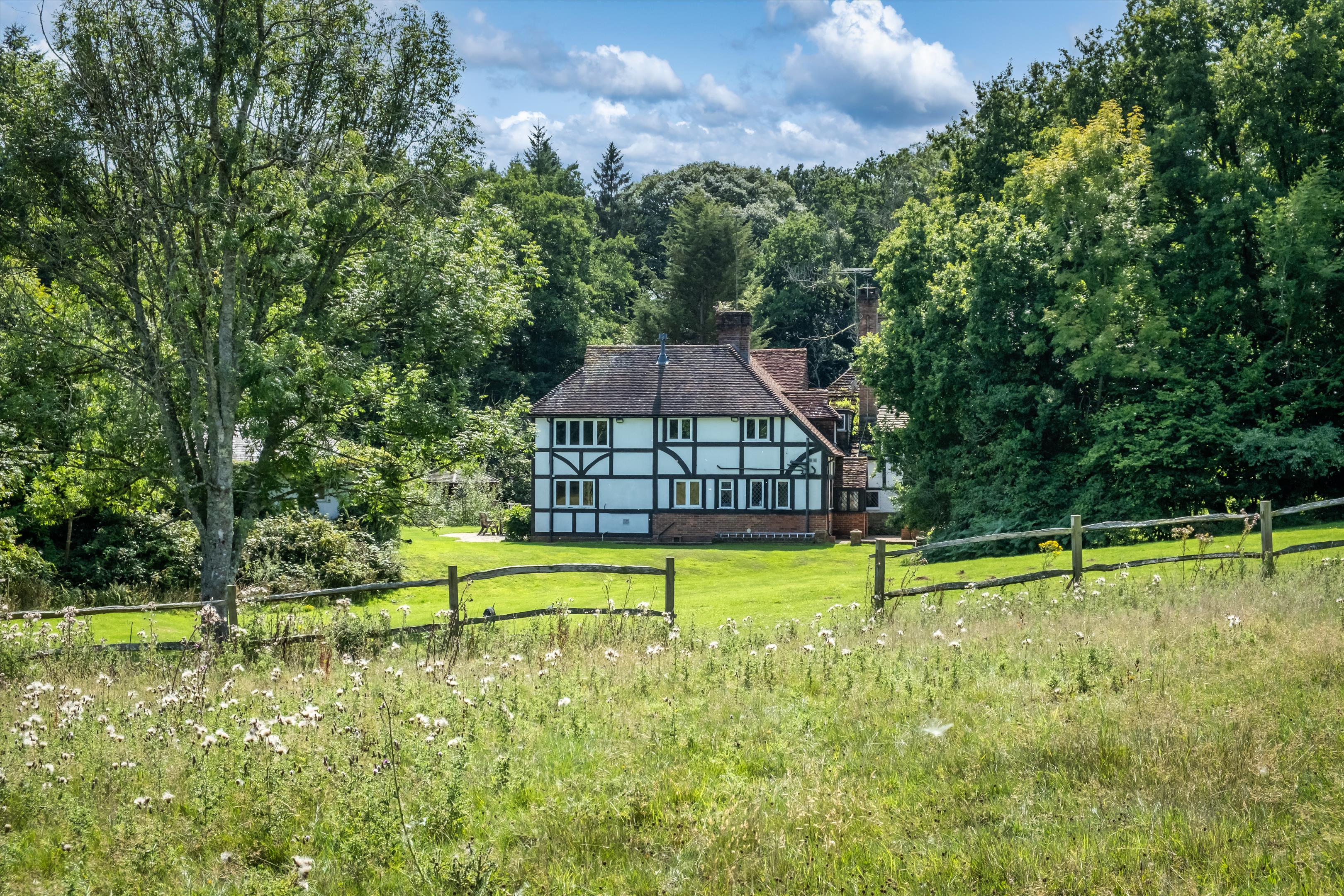 Cross Colwood Lane, Bolney, Haywards Heath, West Sussex, RH17