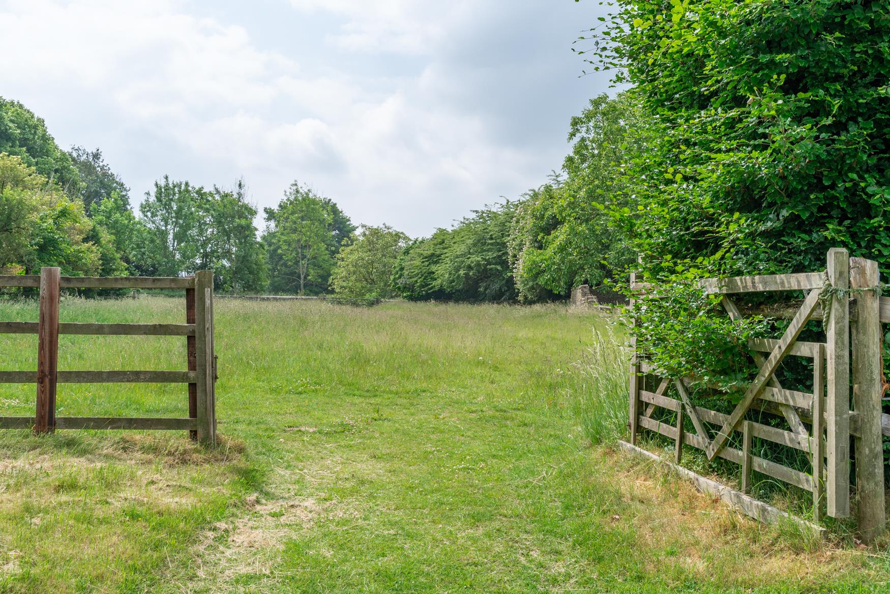 Little Barrington, Near Burford, OX18