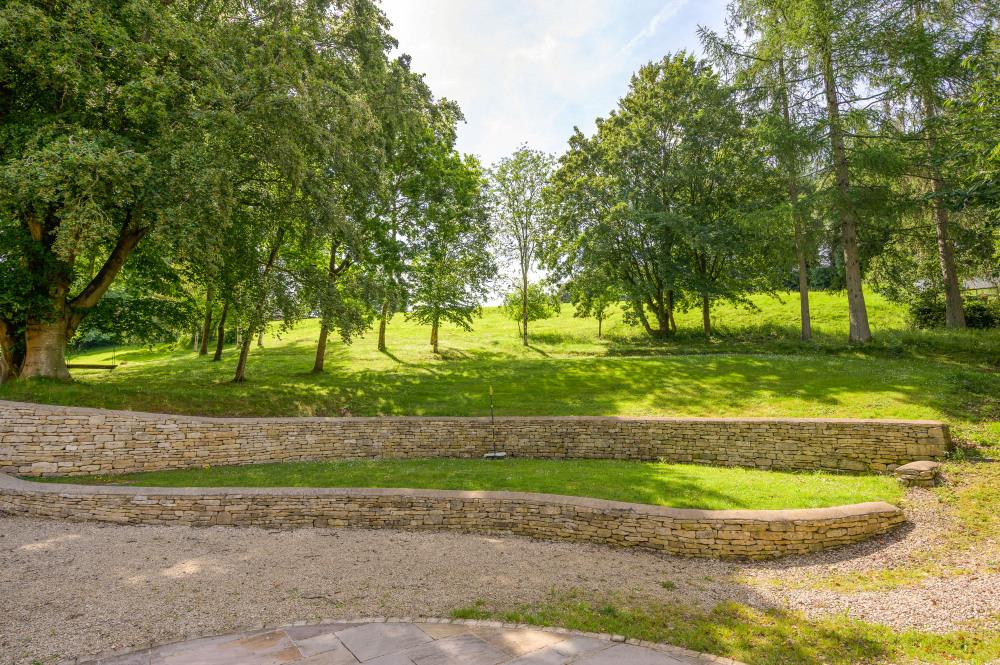 Cowcombe Hill, Chalford, Stroud, Gloucestershire GL6