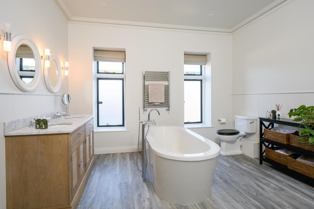 The Avenue, Cirencester, Gloucestershire, GL7