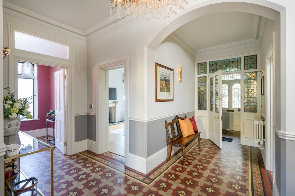 The Avenue, Cirencester, Gloucestershire, GL7