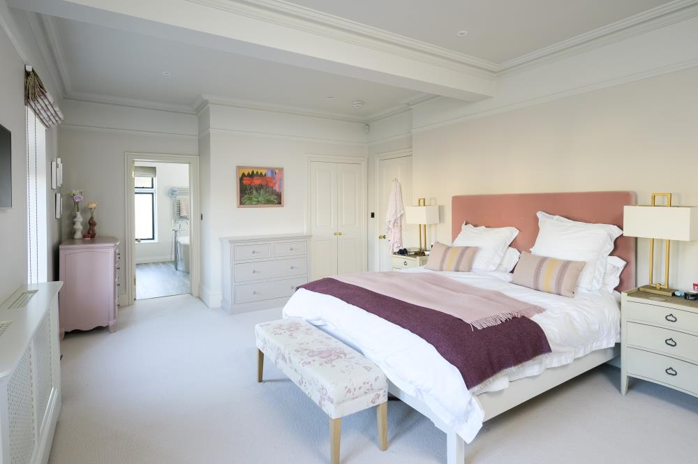 The Avenue, Cirencester, Gloucestershire, GL7