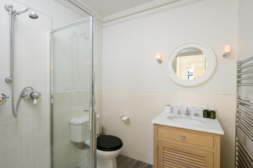 The Avenue, Cirencester, Gloucestershire, GL7