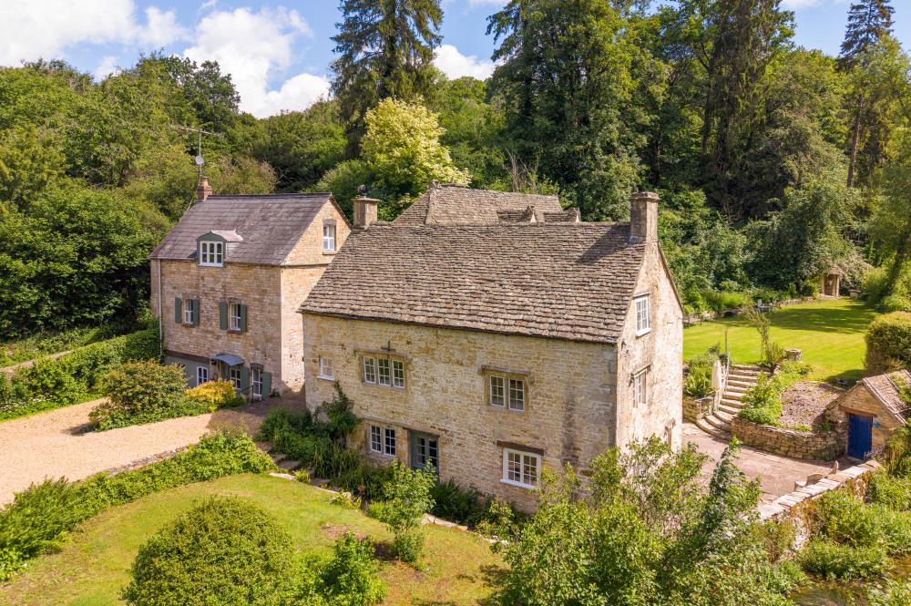 Frampton Mansell, Stroud, Gloucestershire GL6