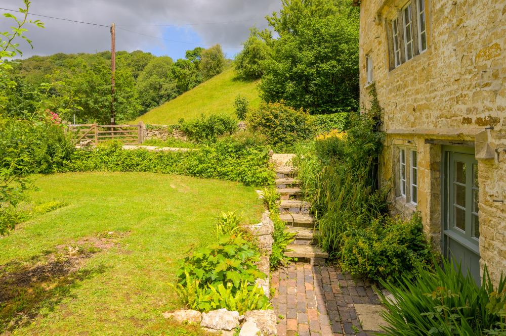 Frampton Mansell, Stroud, Gloucestershire GL6