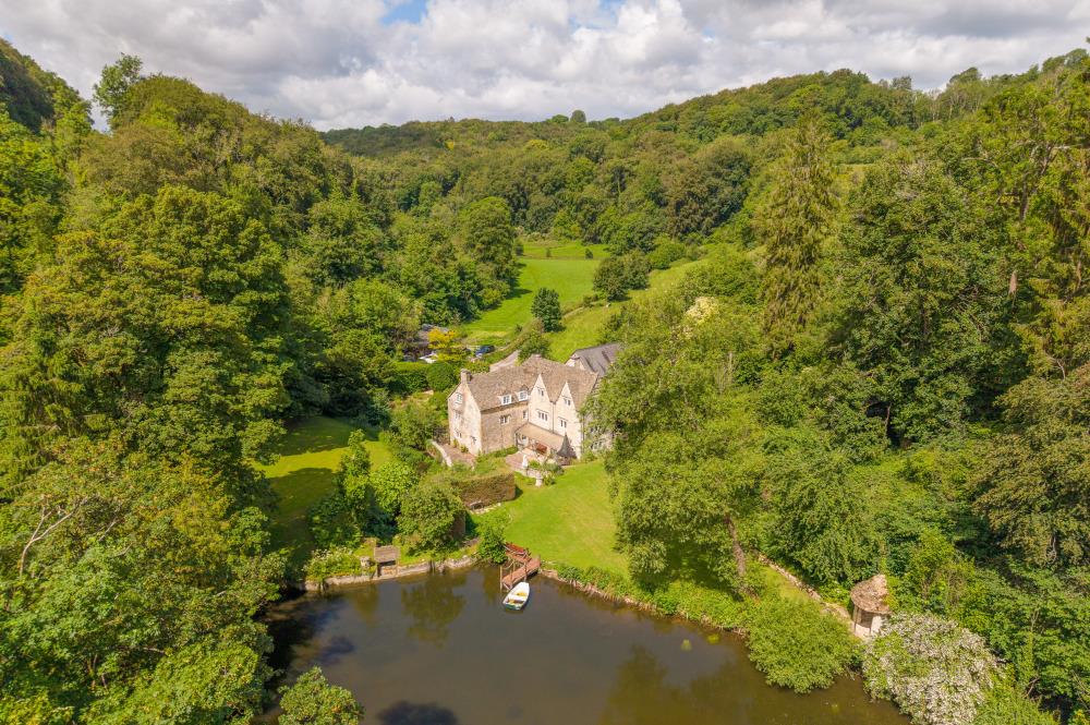 Frampton Mansell, Stroud, Gloucestershire GL6