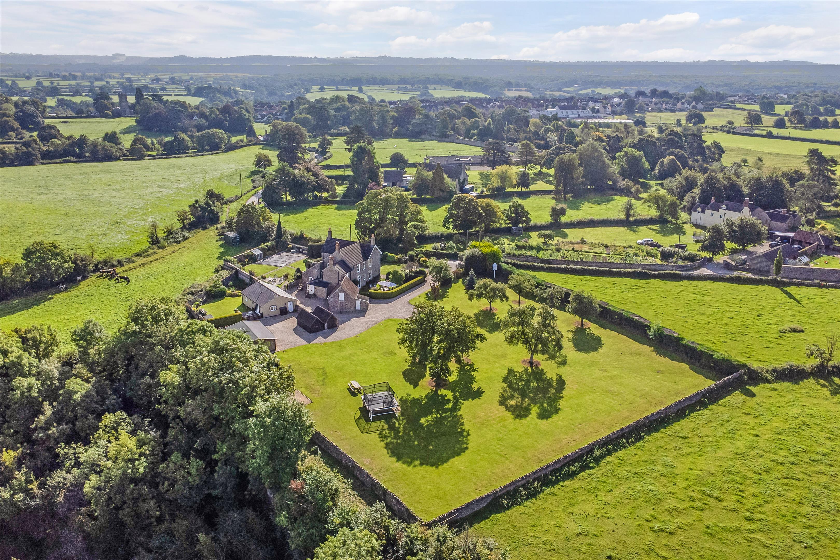 West End, Wickwar, Wotton-under-Edge, Gloucestershire, GL12