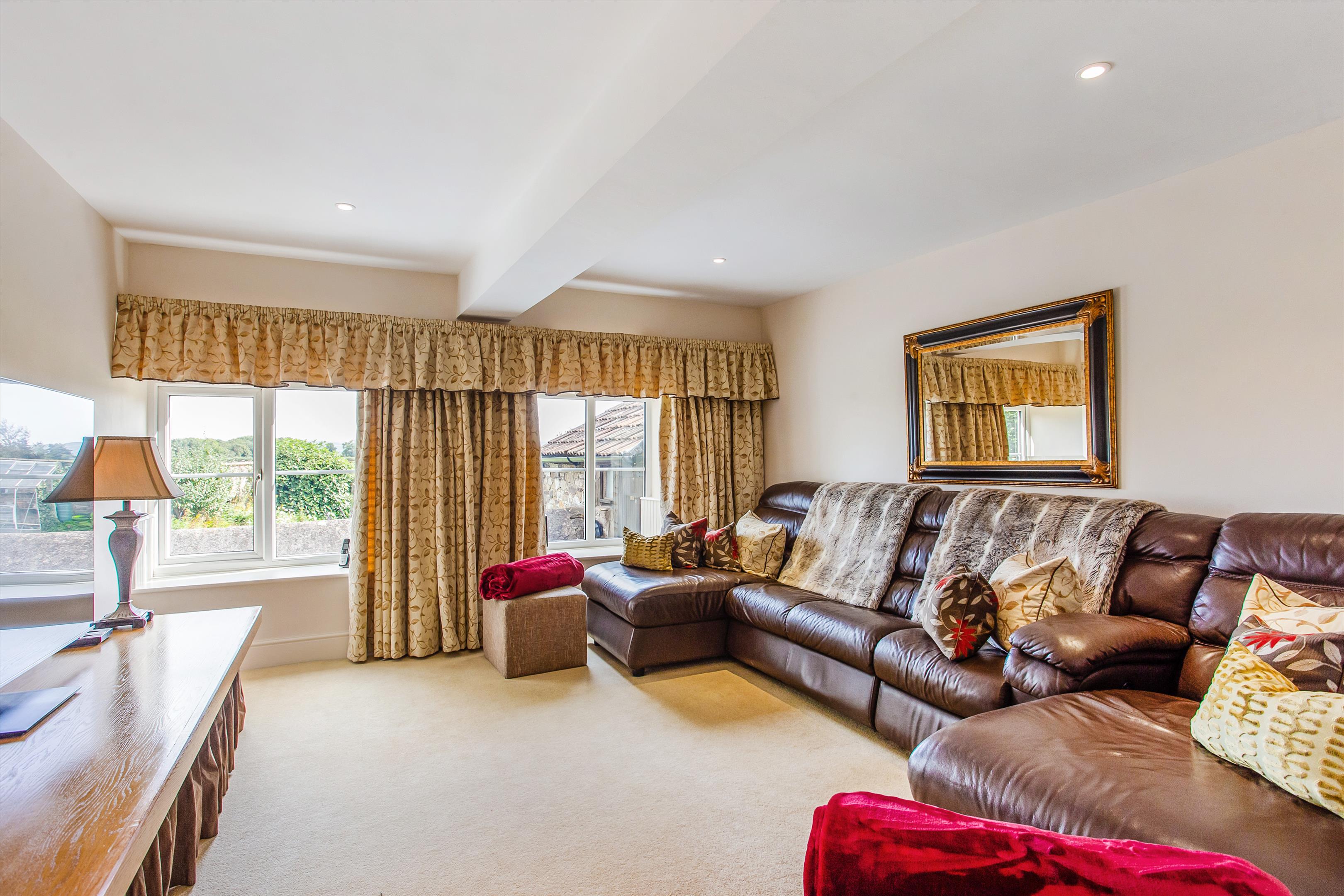 West End, Wickwar, Wotton-under-Edge, Gloucestershire, GL12