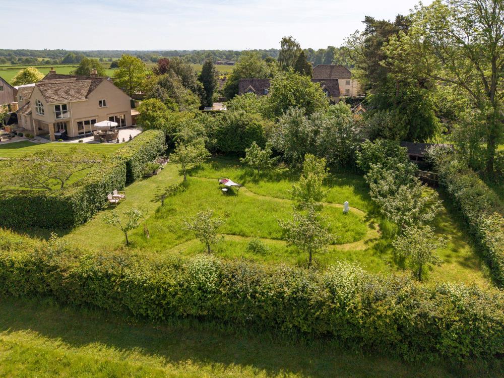 Tetbury Road, Sherston, Malmesbury, Wiltshire SN16
